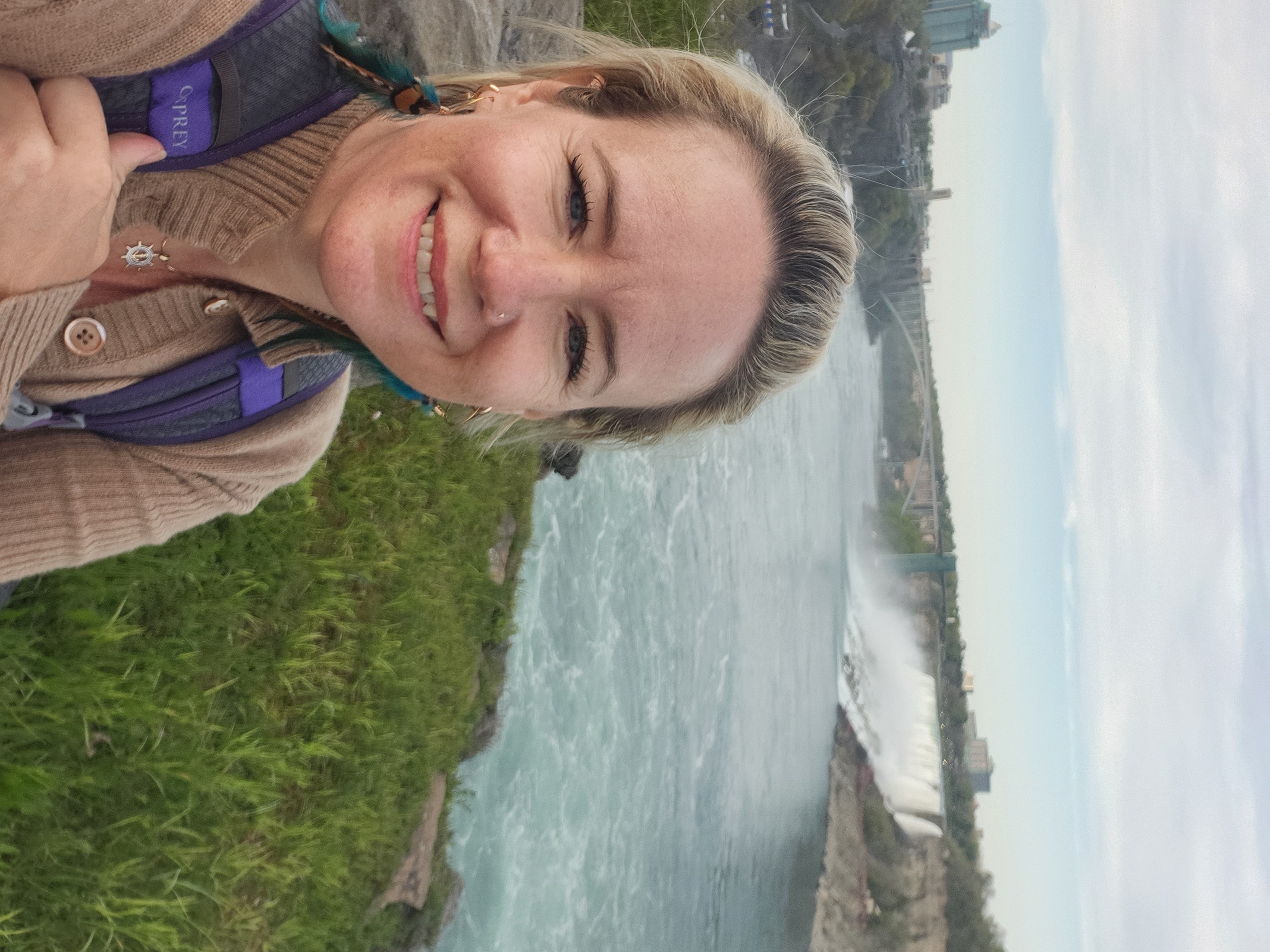 Fora Author - Heather Hoskinson