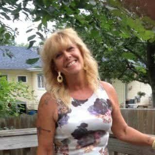 Fora Author - Debbie Dumelie