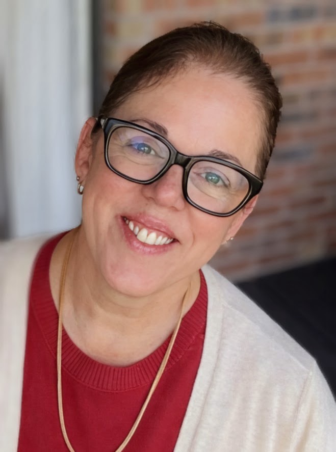 Fora Author - Mylene Moraes