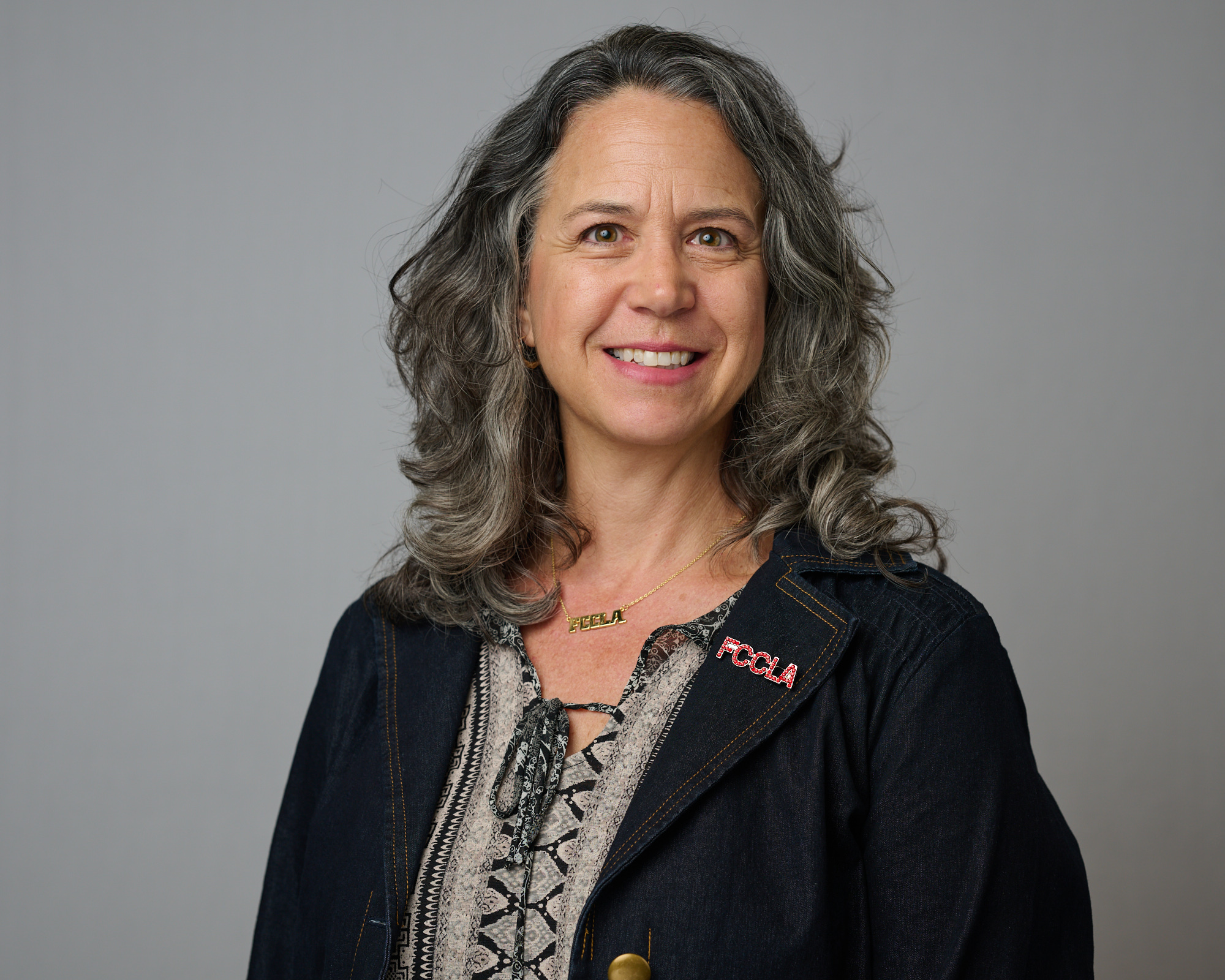Fora Author - Jessica Raia-Long