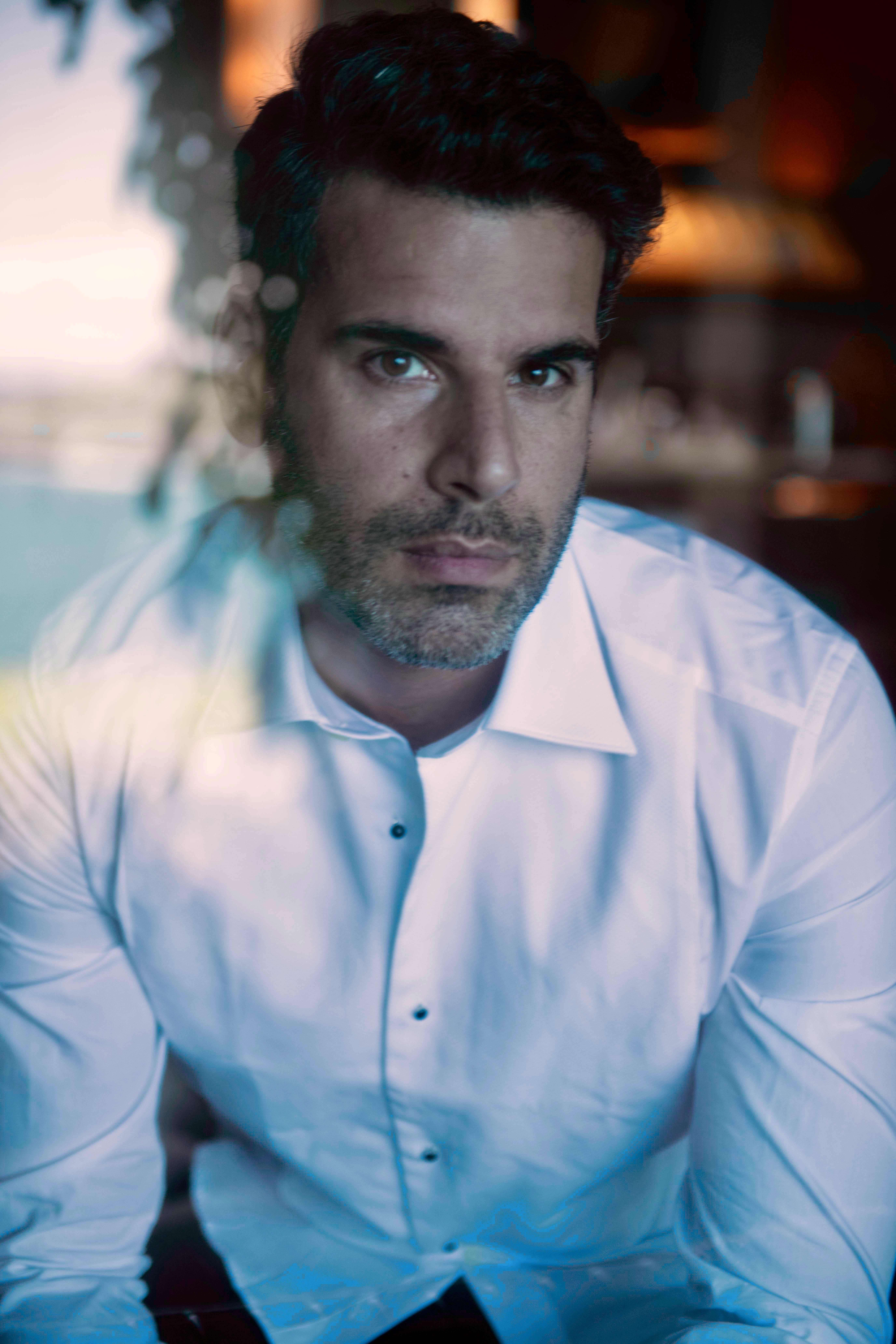 Fora Author - Rafi Mizrahi