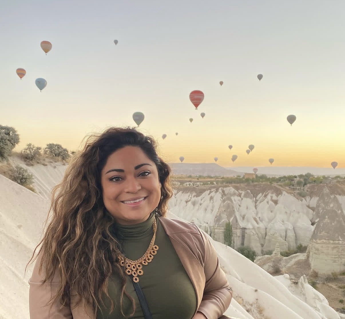Fora Author - Ariel Hernandez