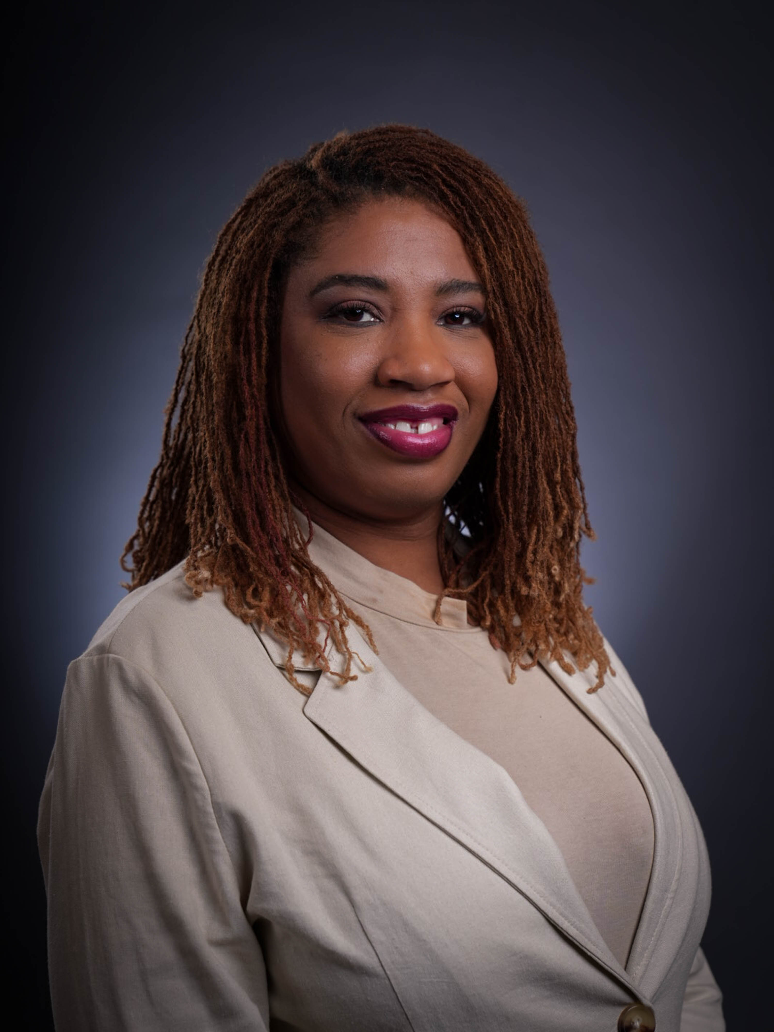 Fora Author - Marlenia Effinger