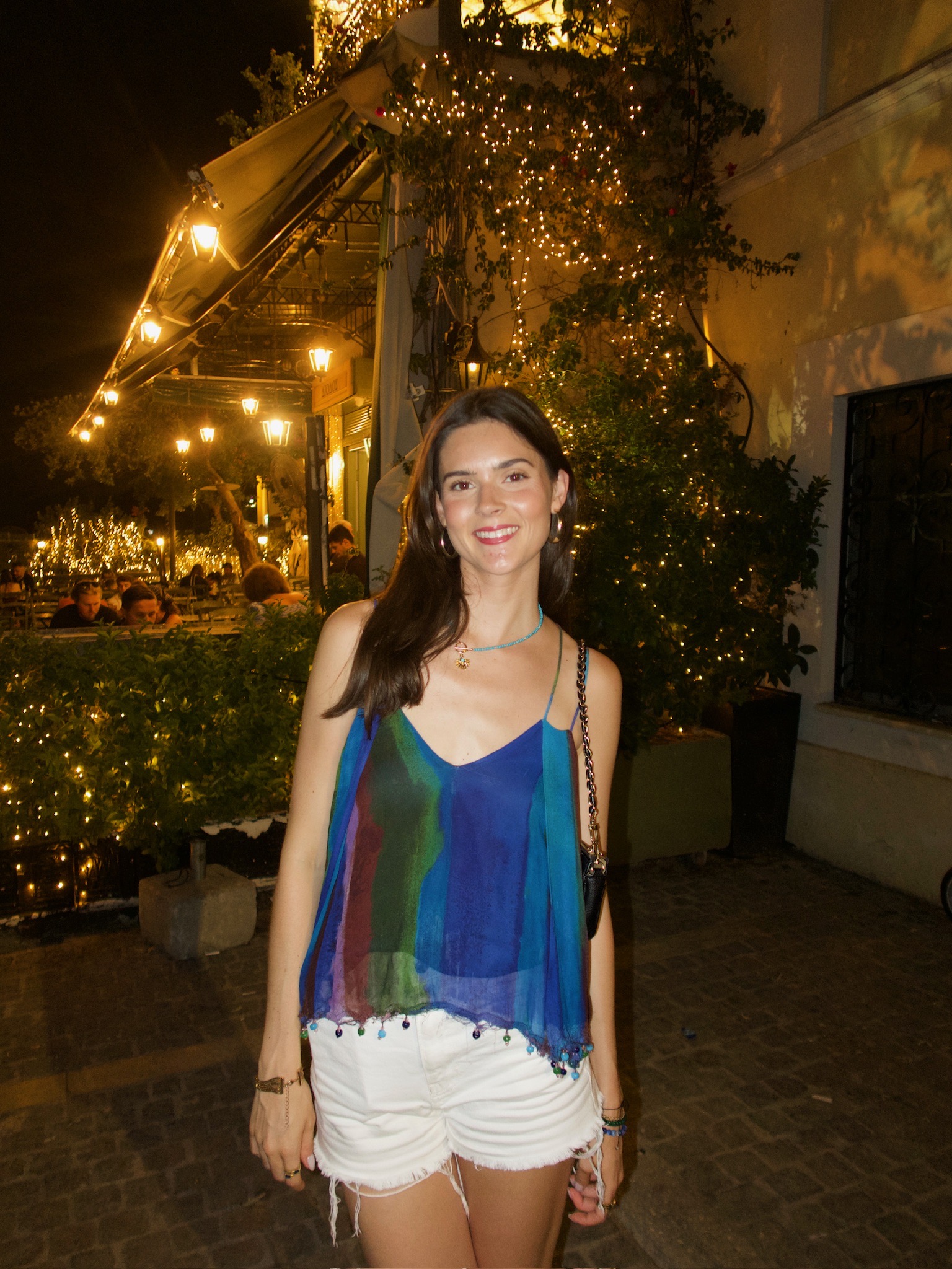 Fora Author - Elizabeth Minnie