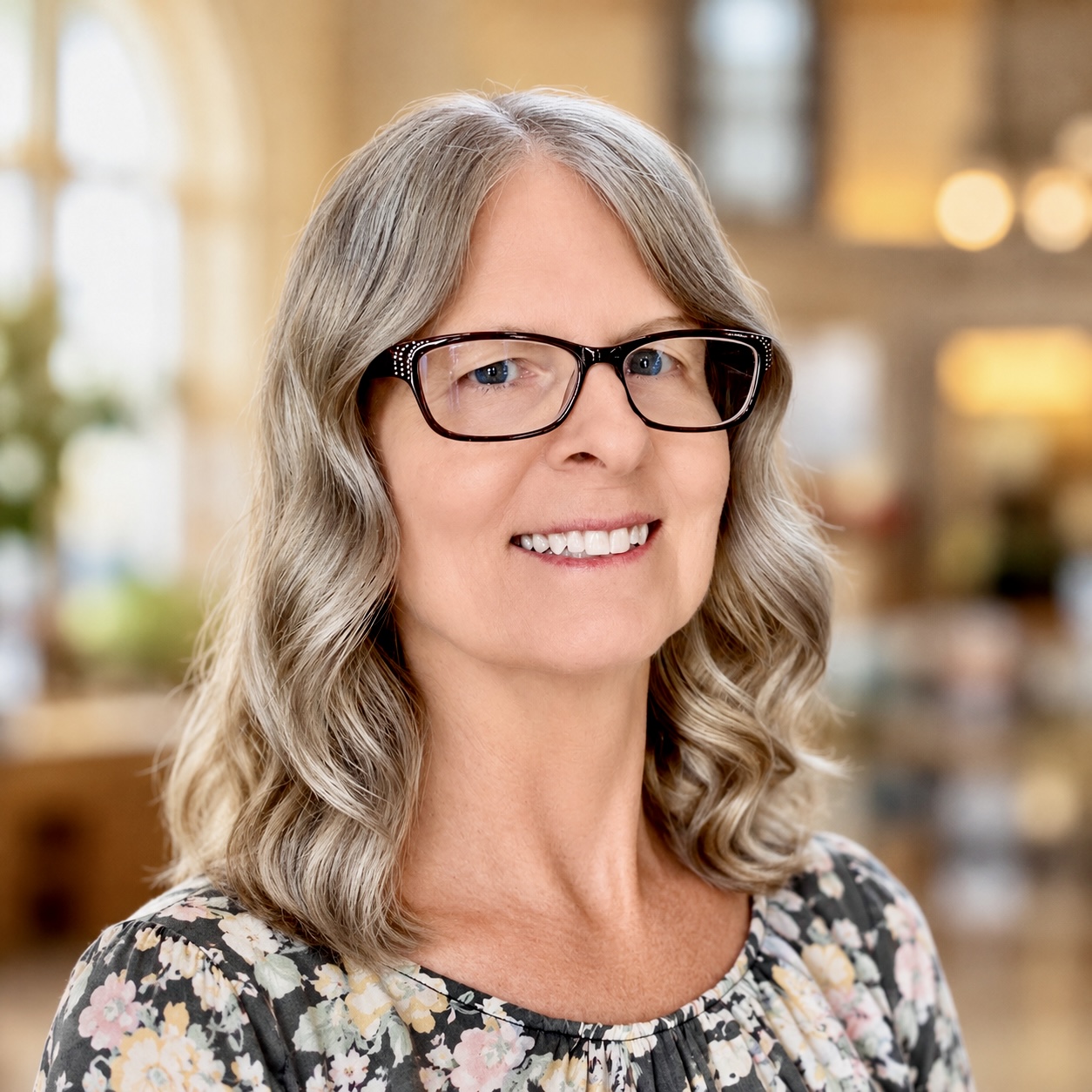 Fora Author - Elizabeth Smith