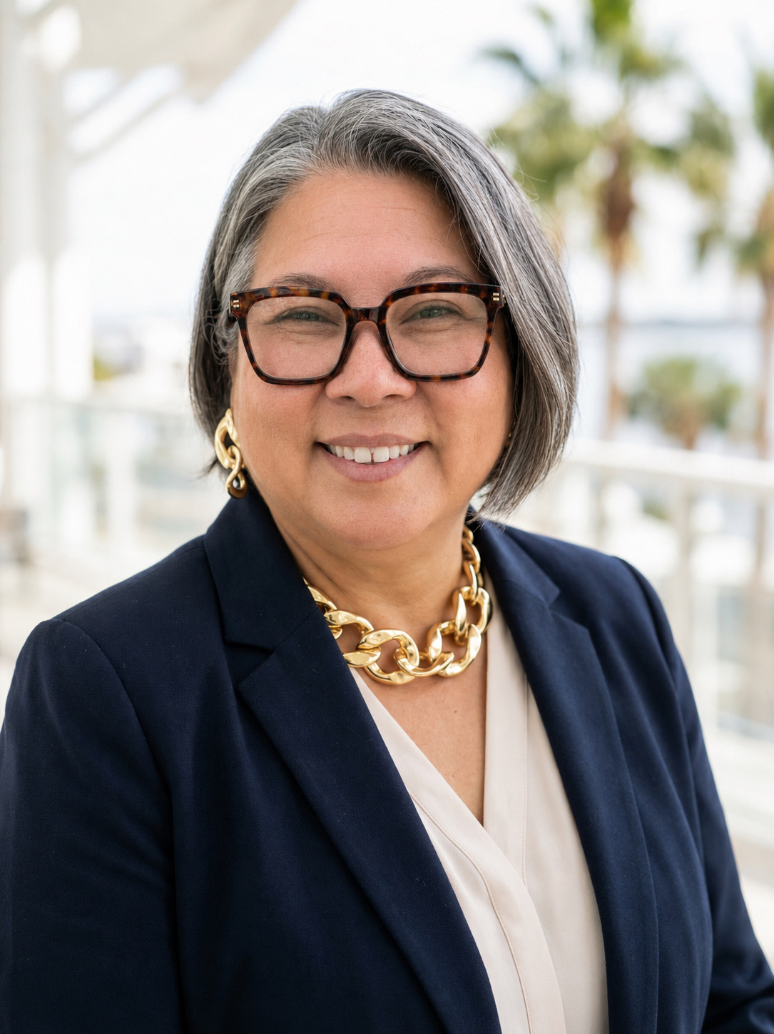 Fora Author - Liz Ortega-Ruiz