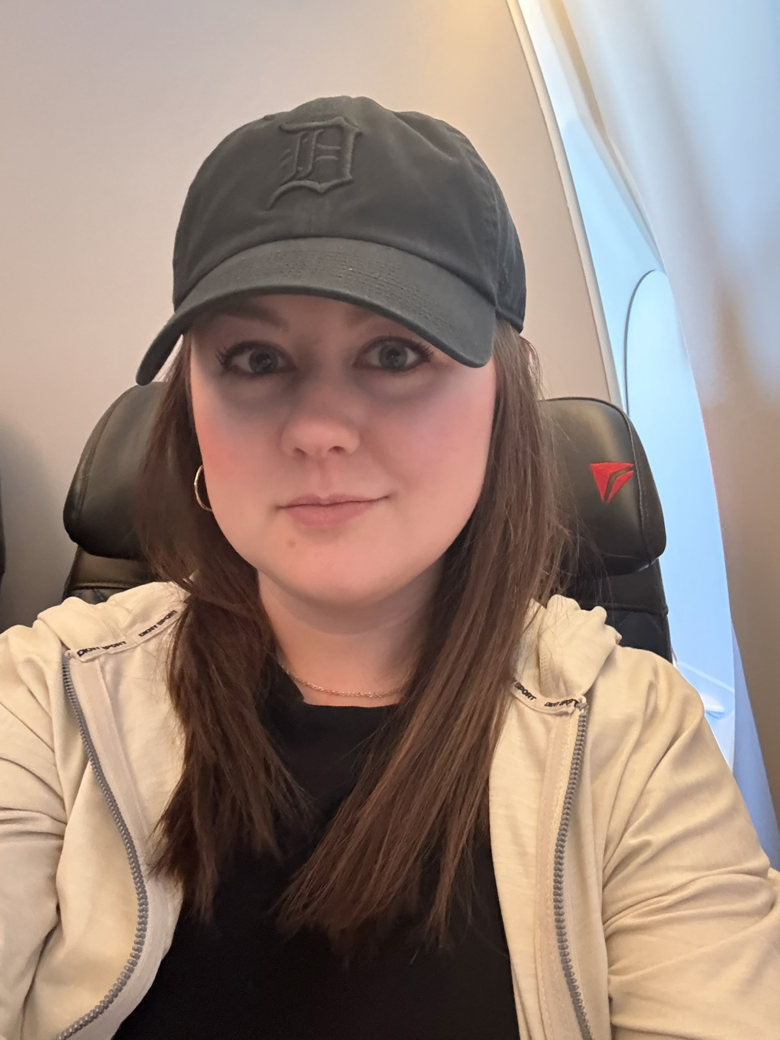Fora Author - Angelina Cutean