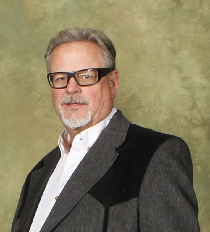 Fora Author - Brian Smith