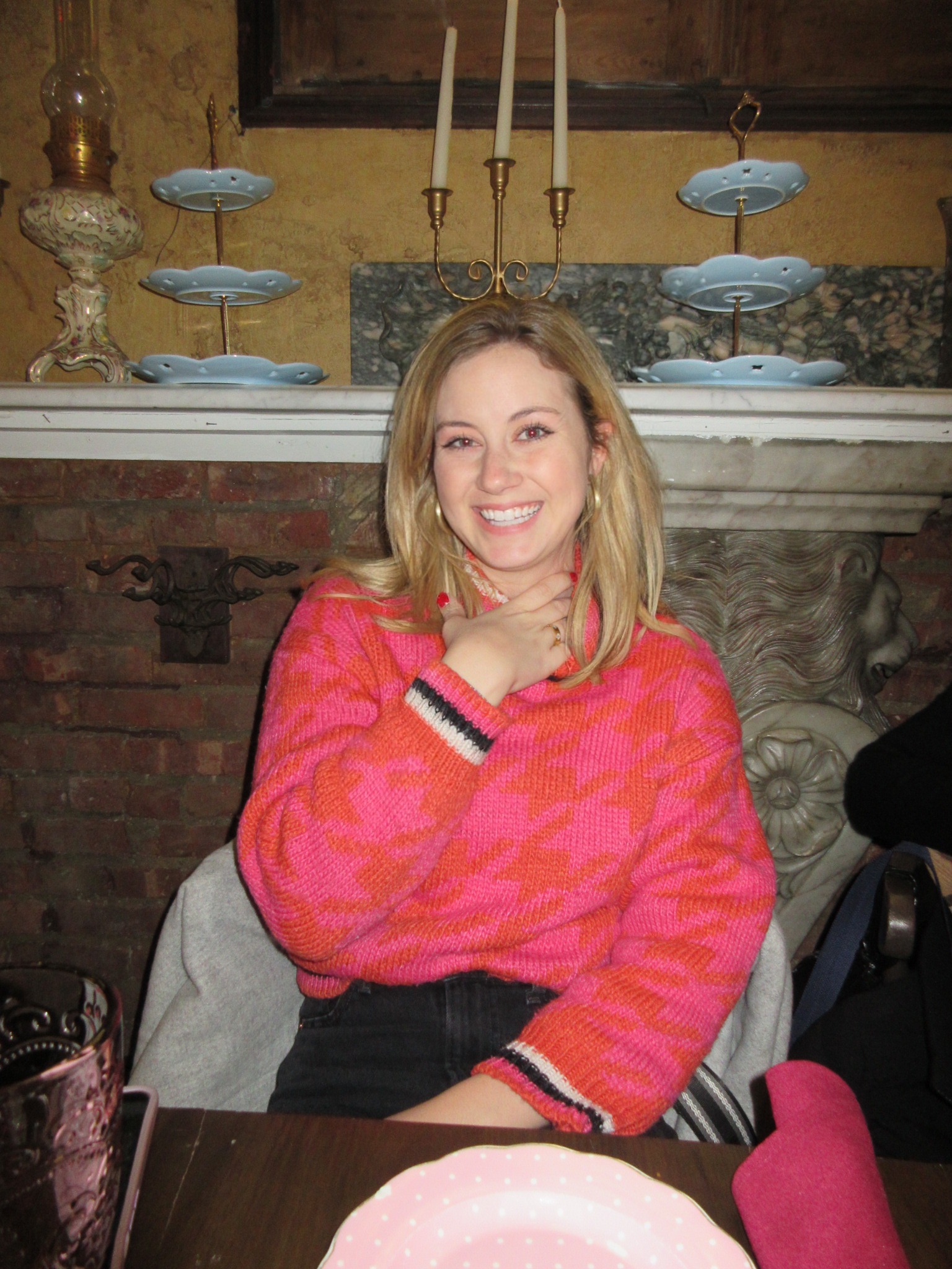 Fora Author - Mara Maund