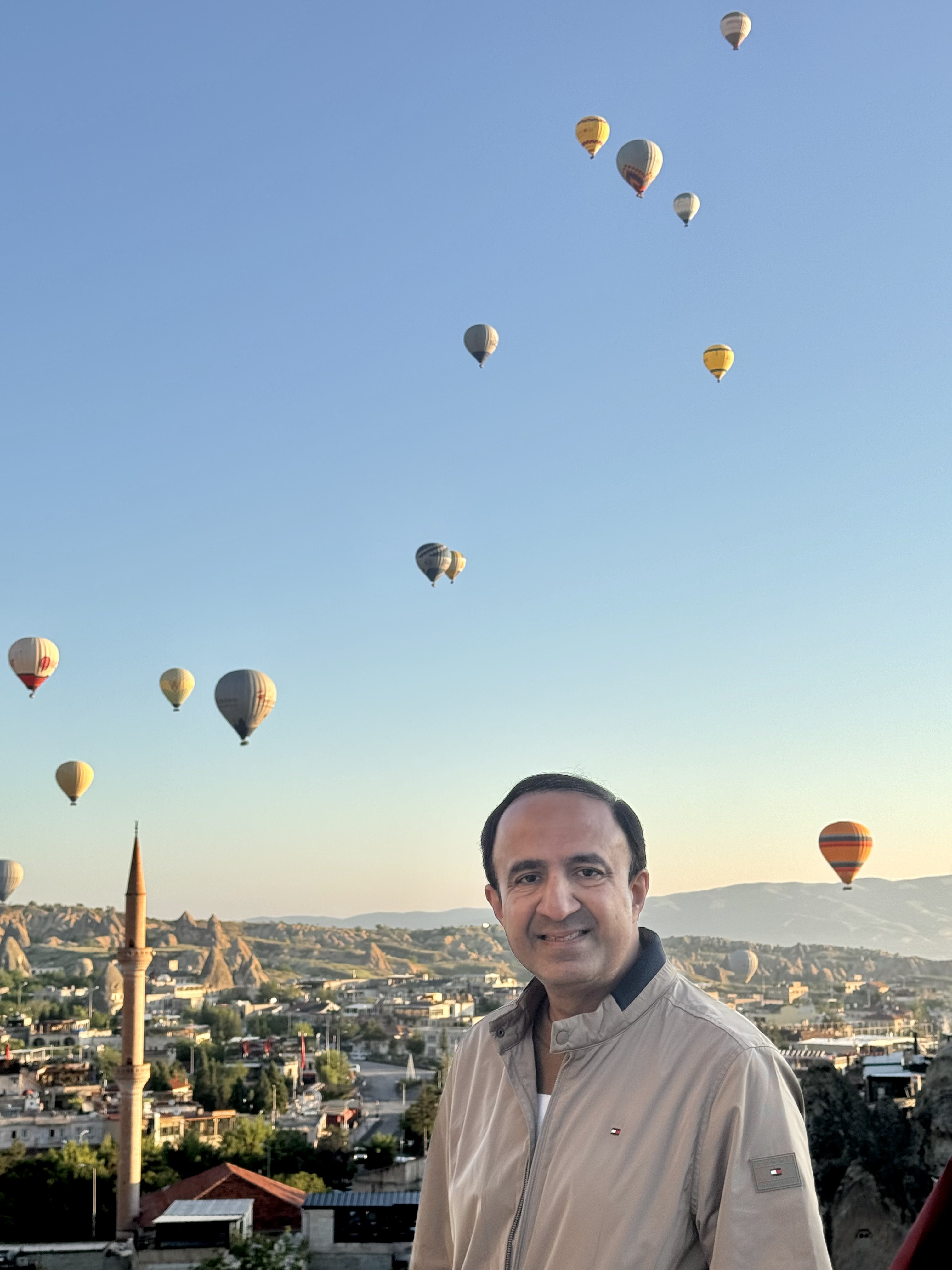 Fora Author - Rohit Mehra