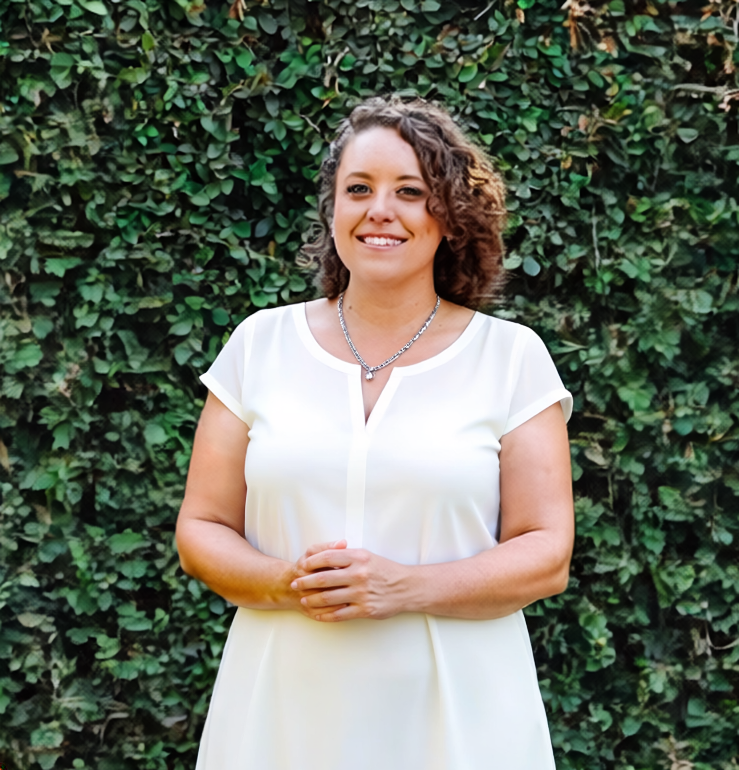 Fora Author - Ashley Curtis
