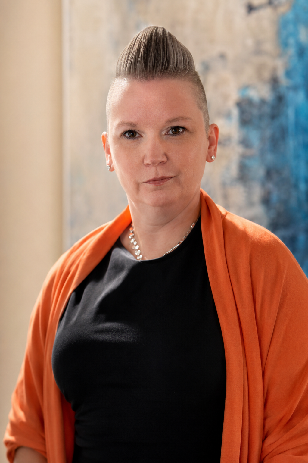 Fora Author - Danielle Martin