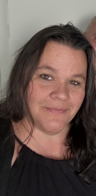 Fora Author - Michelle Luttrell