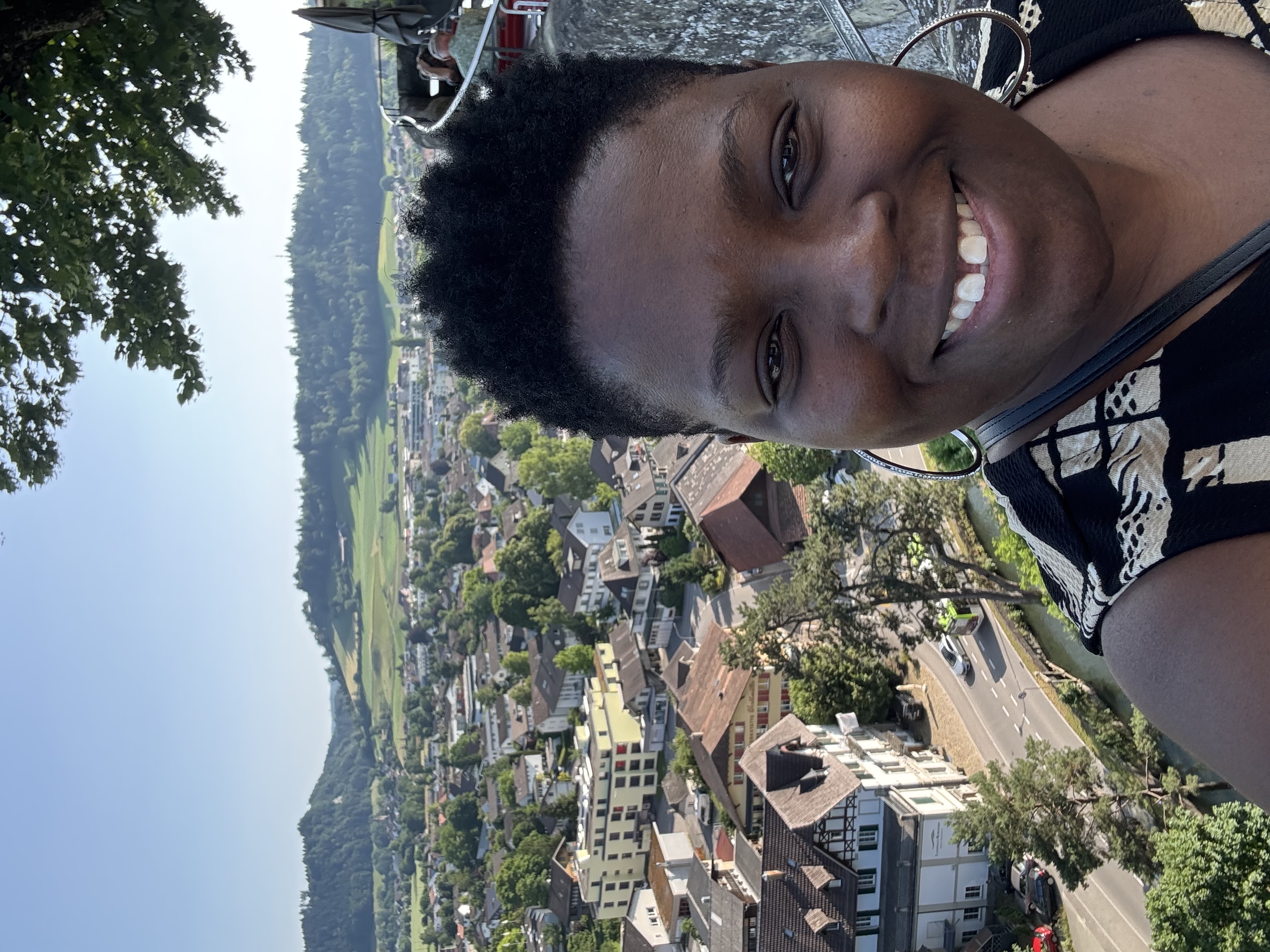 Fora Author - Zeffriena Milton