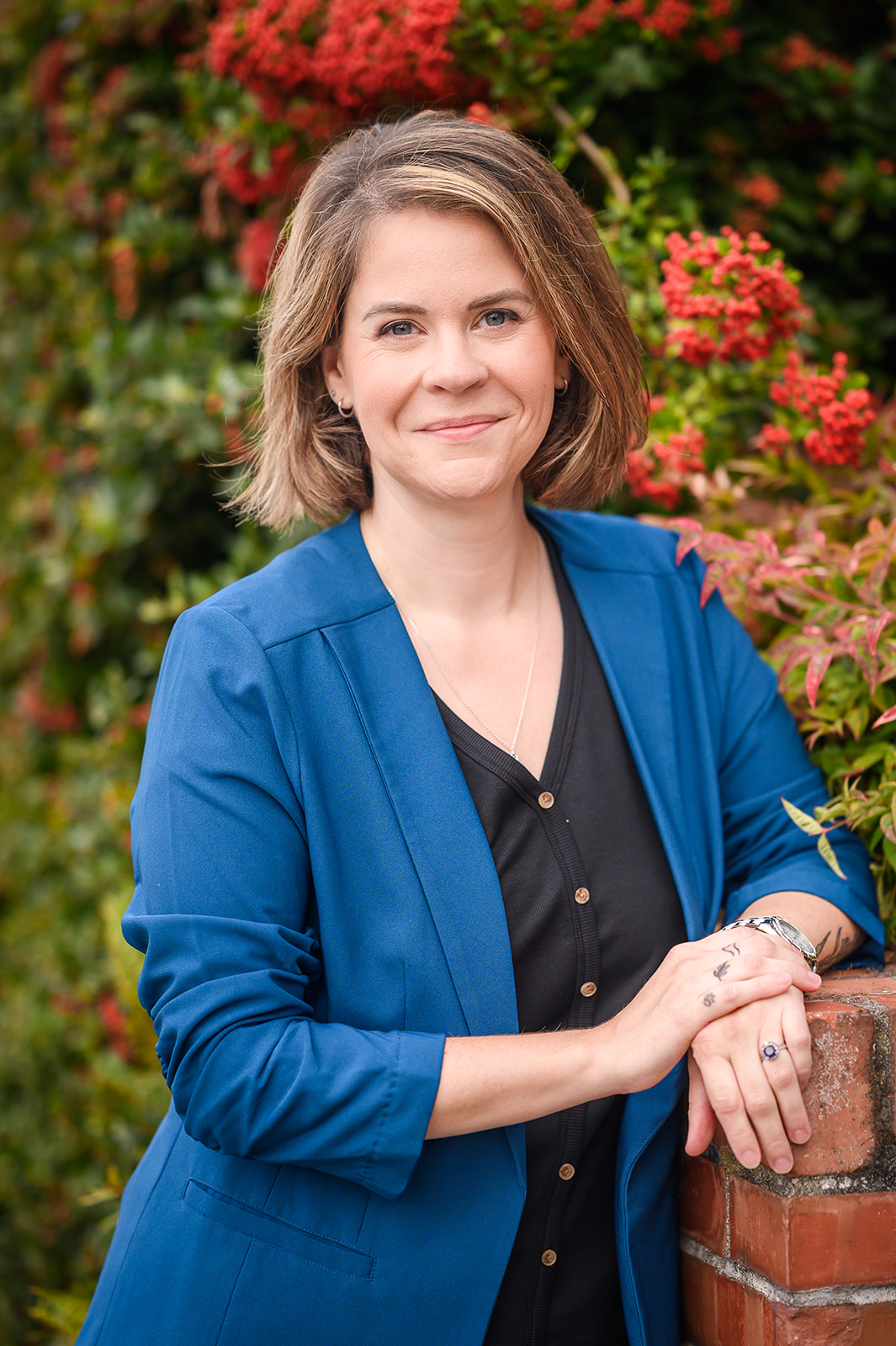 Fora Author - Charlotte Pyle
