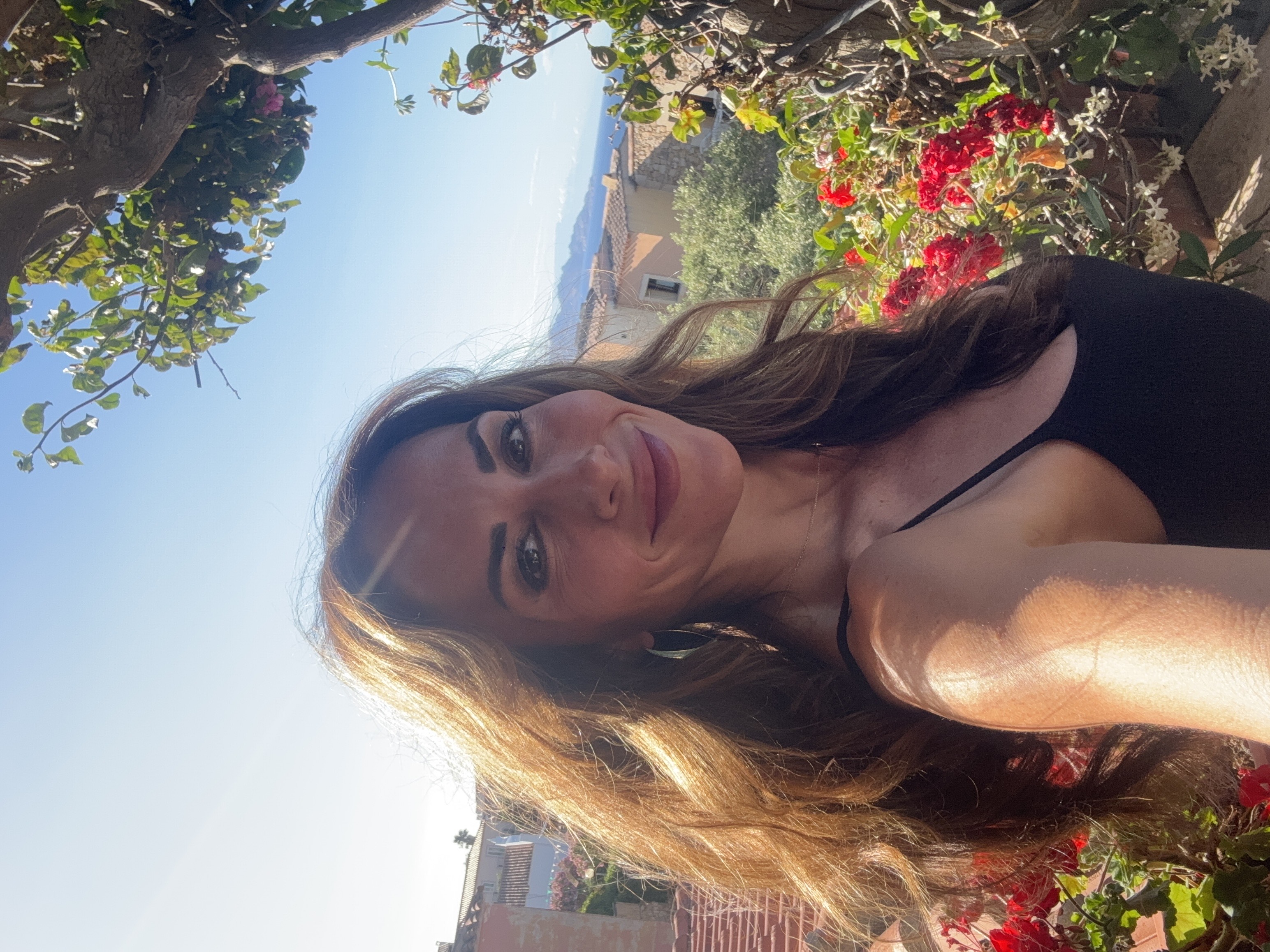Fora Author - Megan Verdun