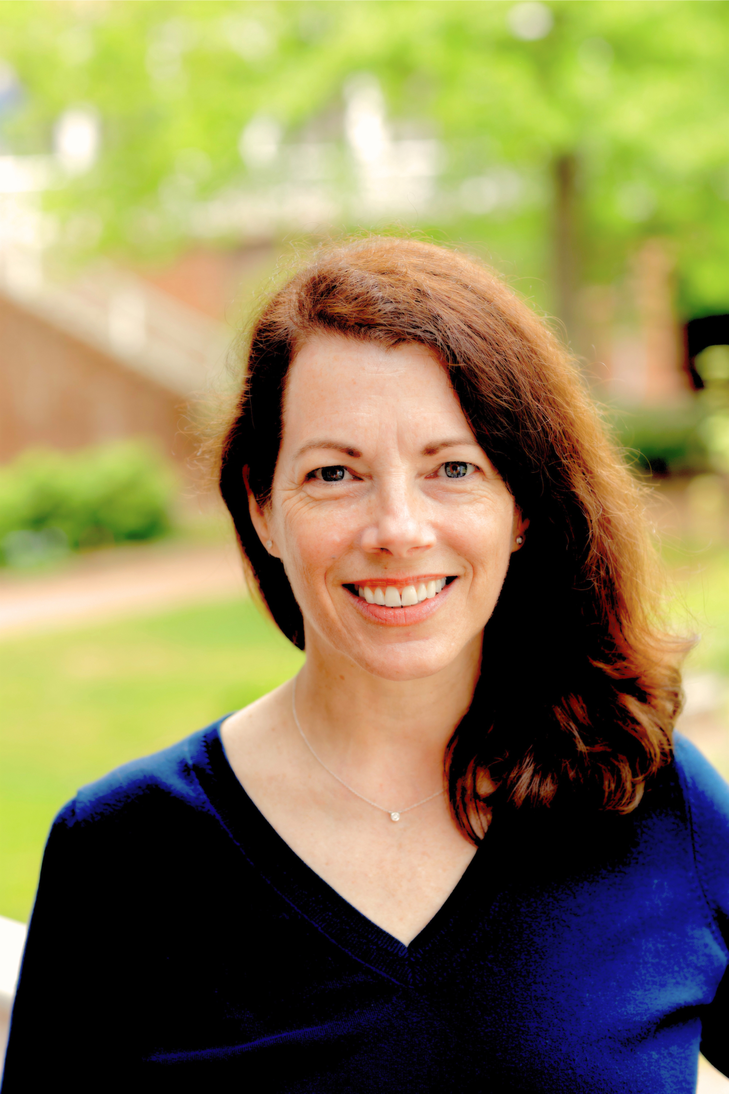 Fora Author - Barbara Kim