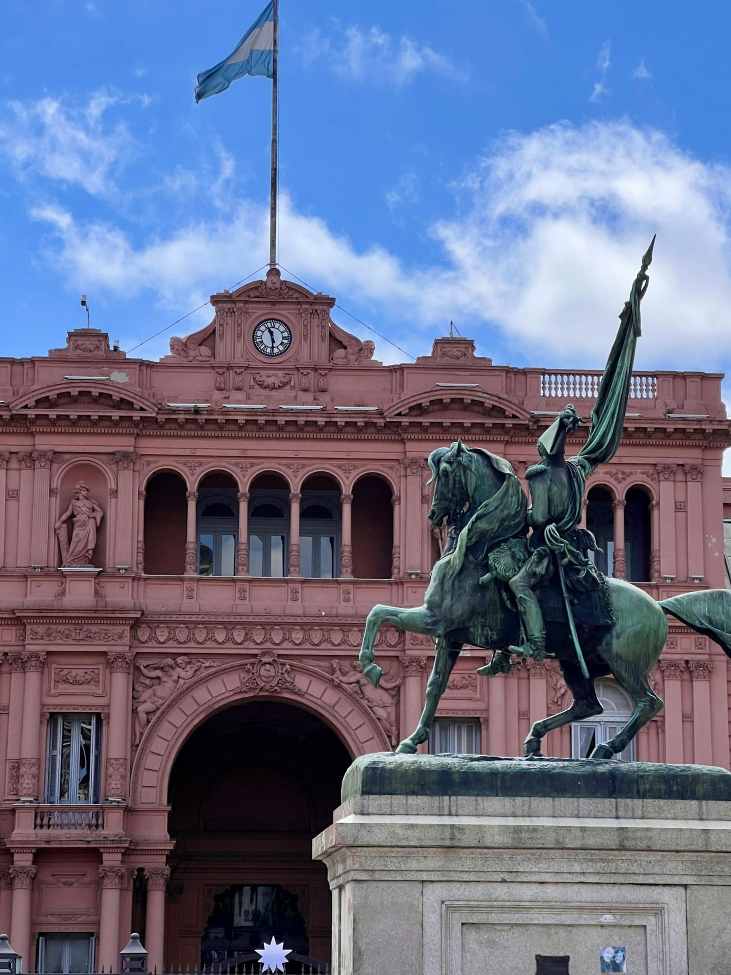 Advisor - South American Adventure: Two Weeks in Patagonia, Buenos Aires and Cartagena