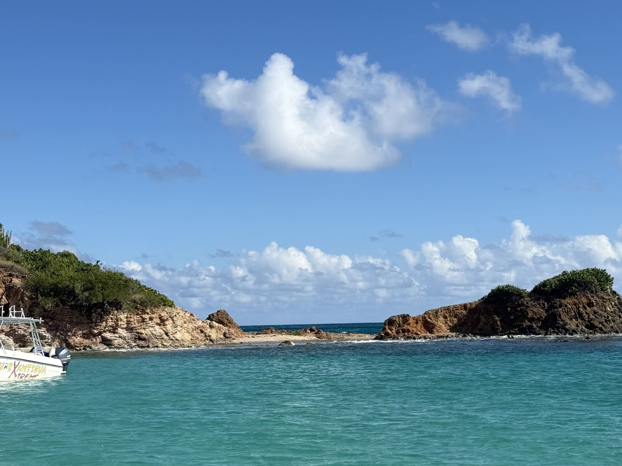 Romantic Antigua: A Honeymoon Guide