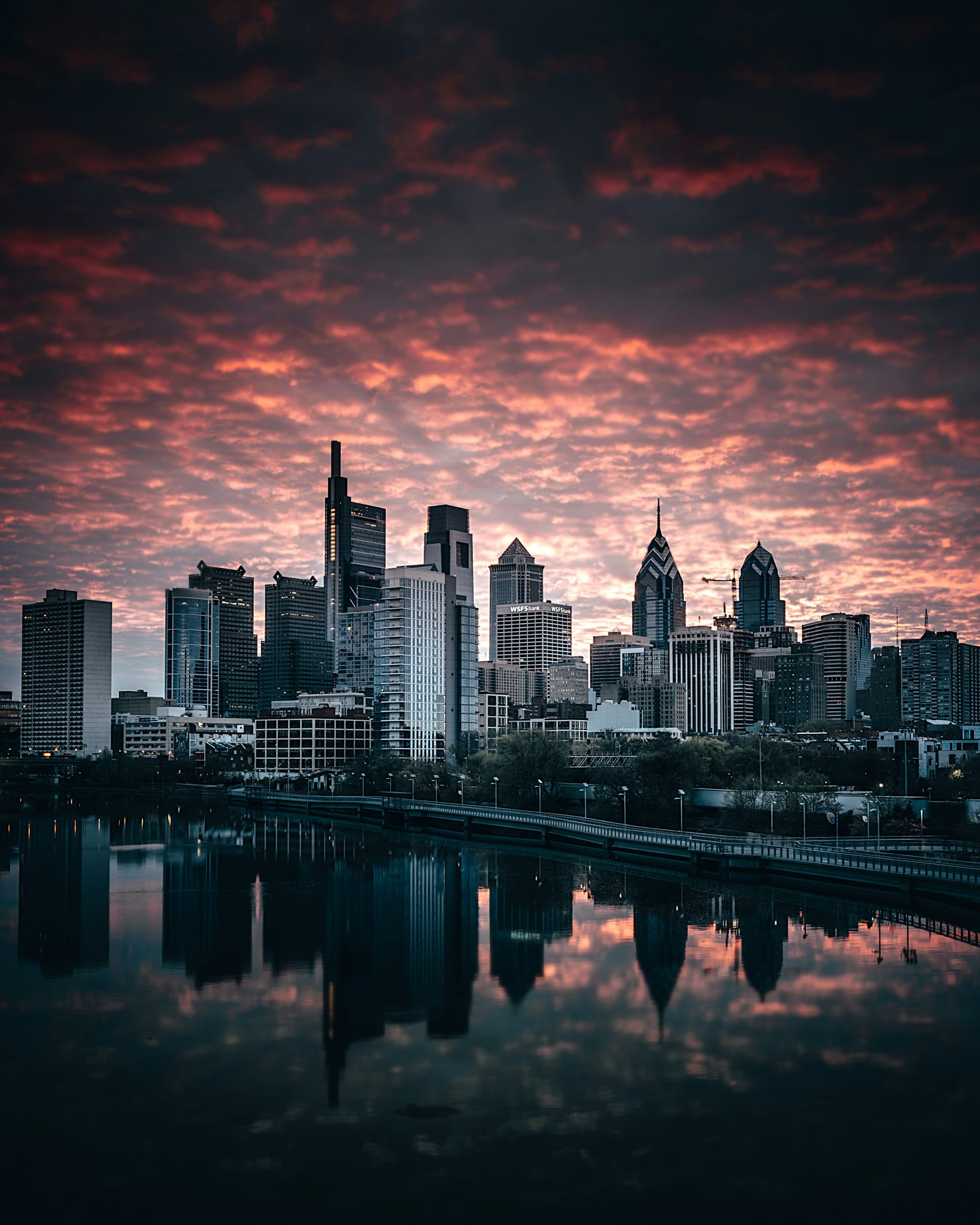 Advisor - A Local's Guide to Philadelphia: What to Do, See and Eat in Philly from a Local's Perspective