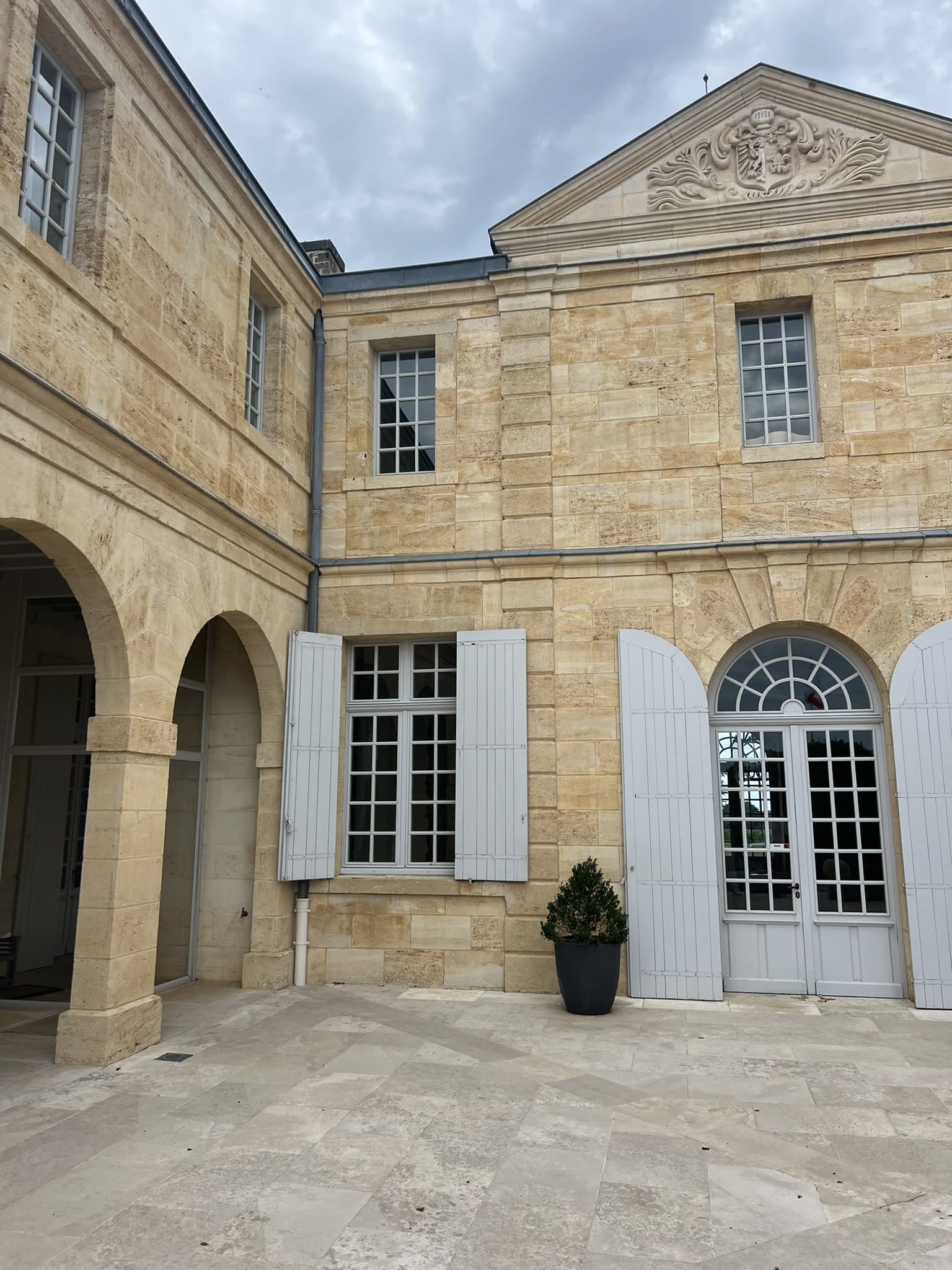 Advisor - An Insider’s Guide to Bordeaux’s Hidden Gems