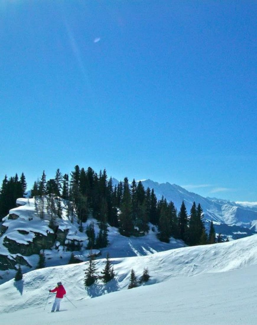 Clouds, Box Wine and Epic Runs: Snowboarding LAAX in April