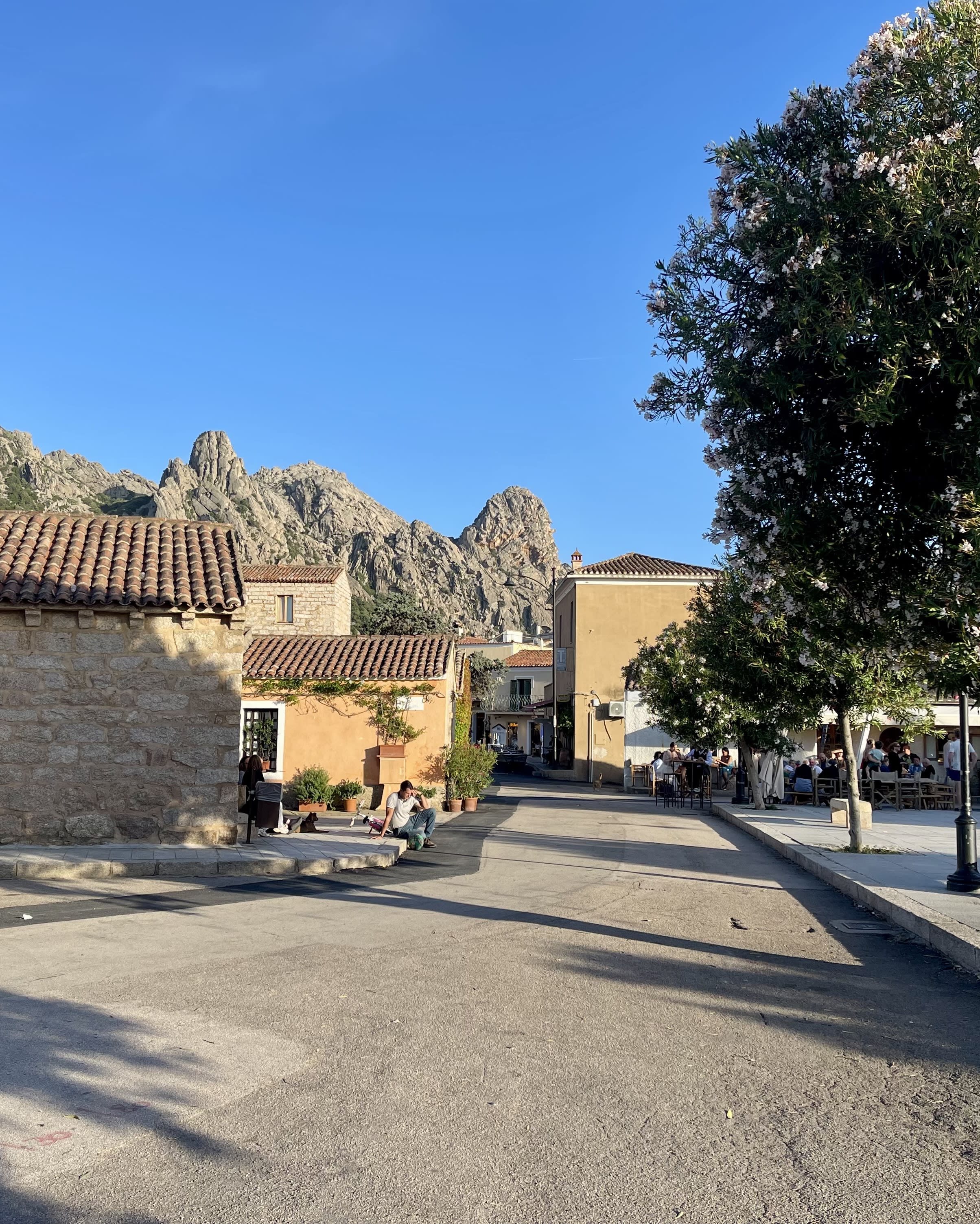 Discover San Pantaleo: Sardinia’s Artistic Gem in Costa Smeralda