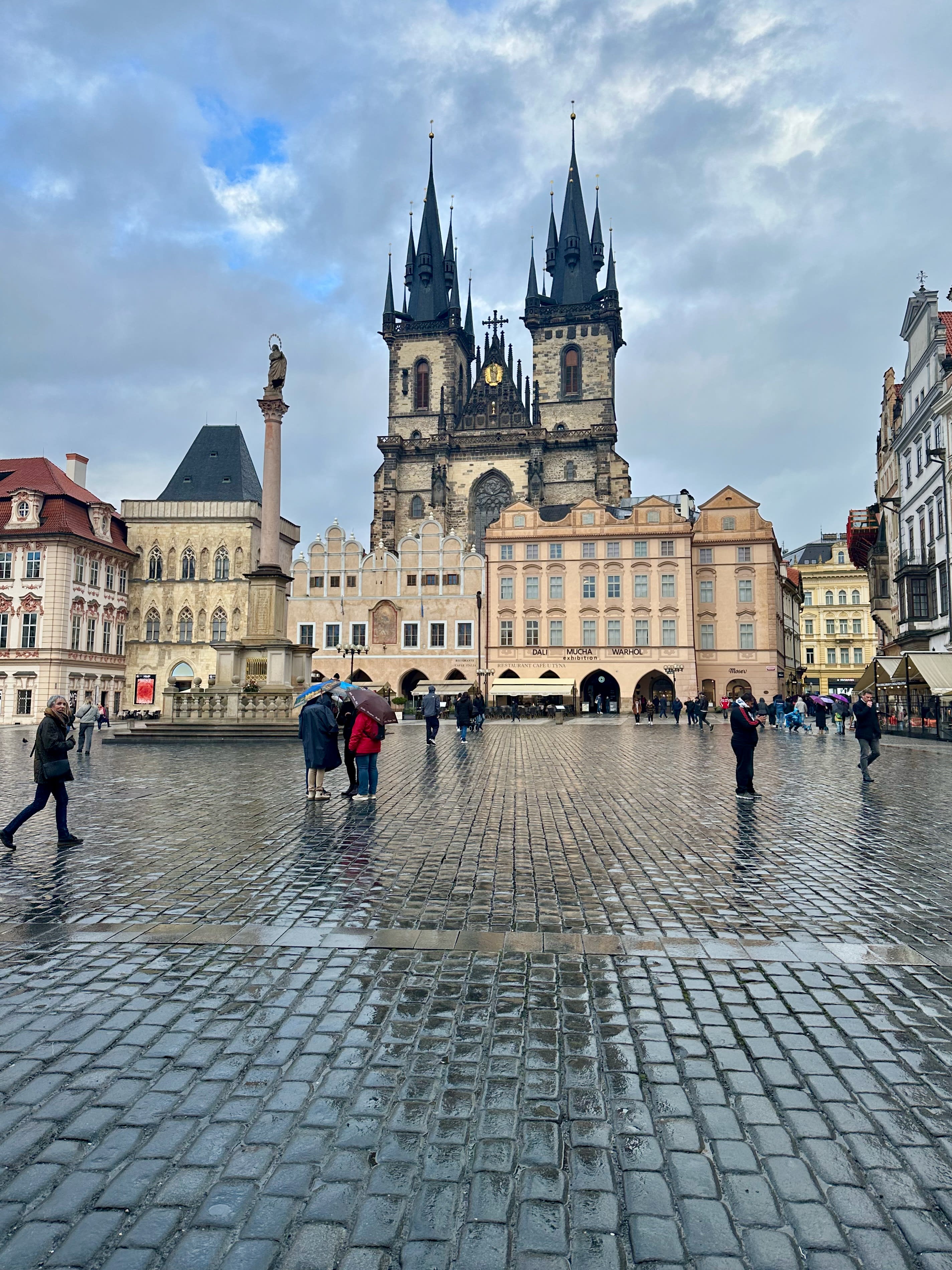 Advisor - Prague Unlocked: Castles, Cafés & Cobblestones