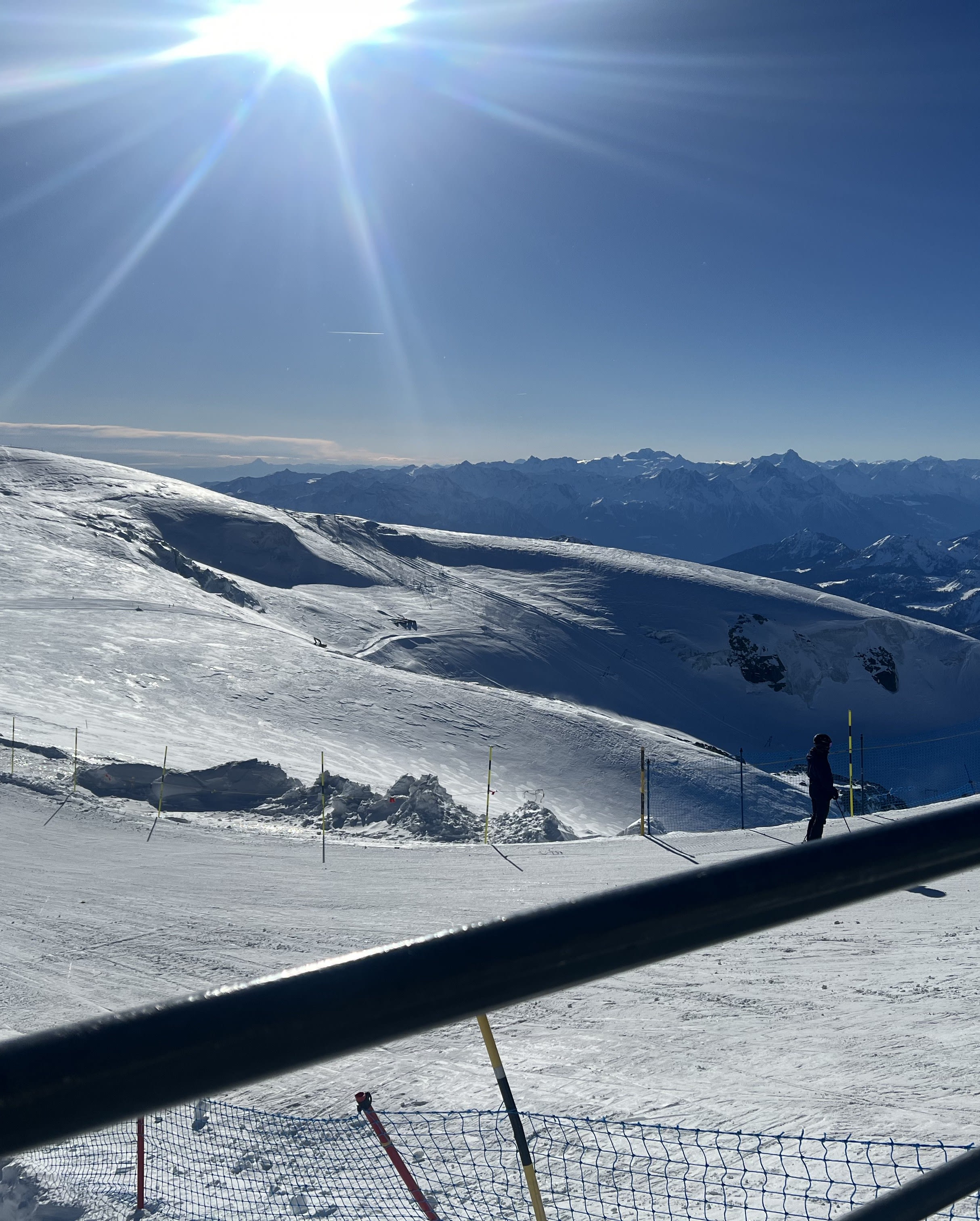 Advisor - Snow-Sure and Sunny: Zermatt is the Perfect Ski Destination for the Holidays