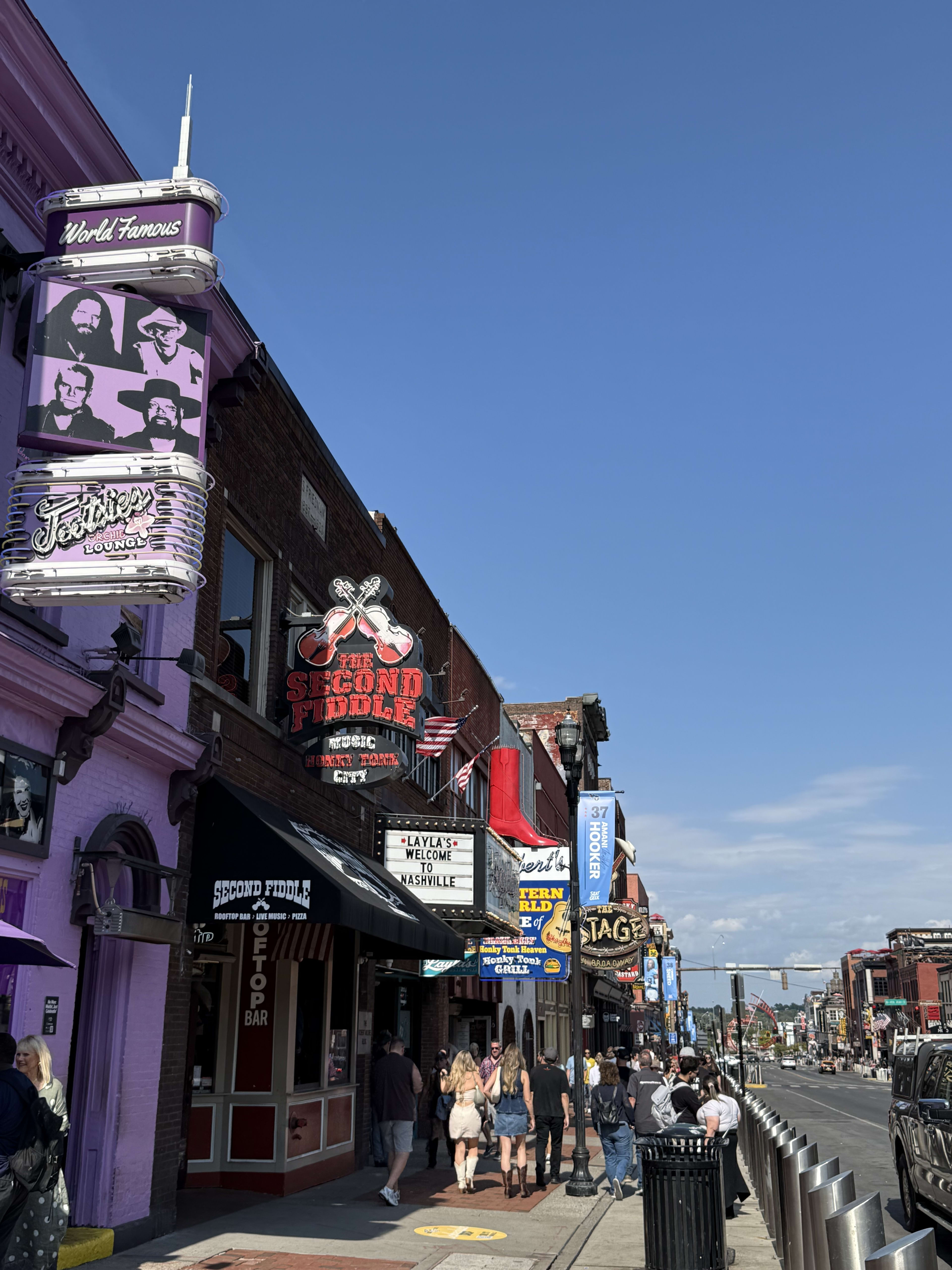 My Favorite Nashville Neighborhoods & Why You Will Love Them Too
