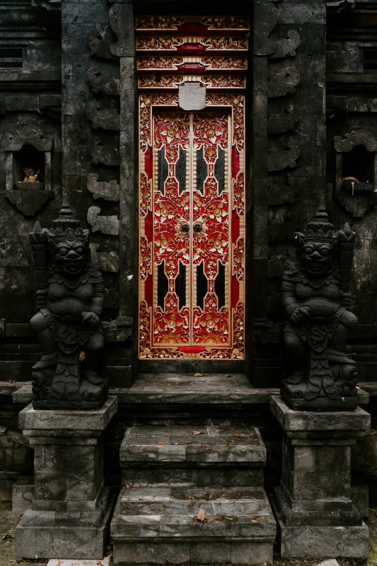 Advisor - Bali Unveiled: A 7-Day Journey of Temples, Treks & Tranquility