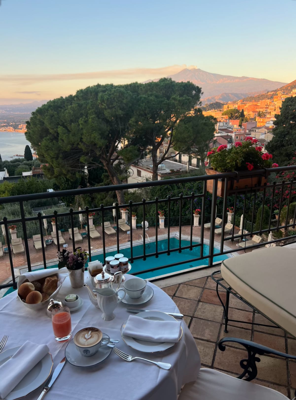 Advisor - The Soul of Sicily: From Baroque Splendor to Volcanic Vistas