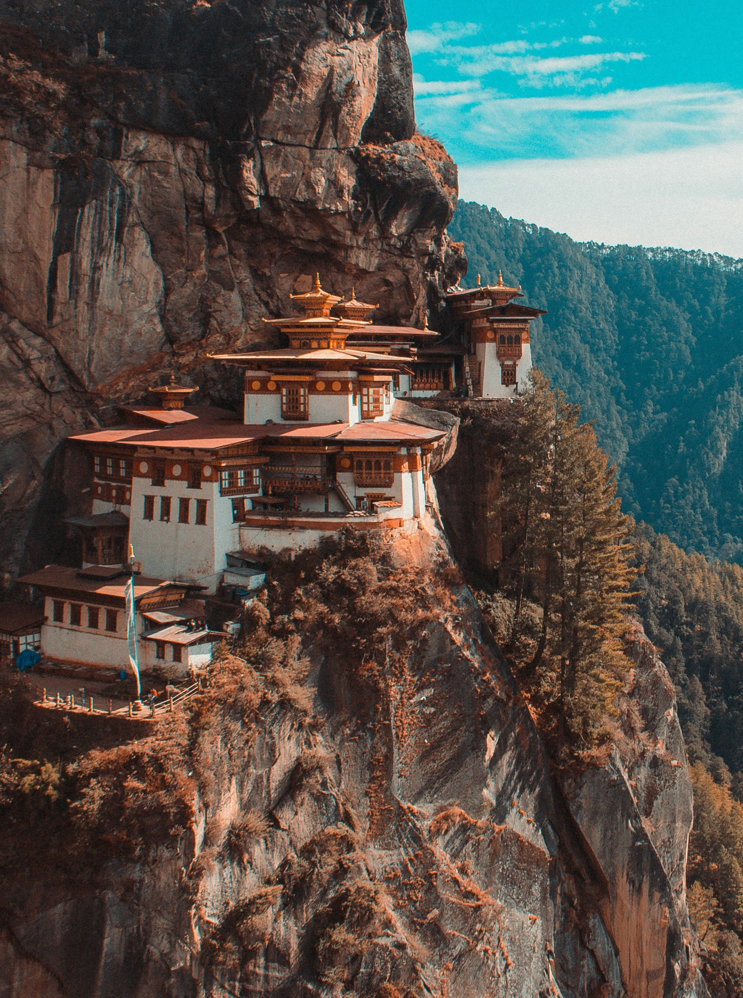 Your Luxury Travel Match, According to Your Zodiac Sign
