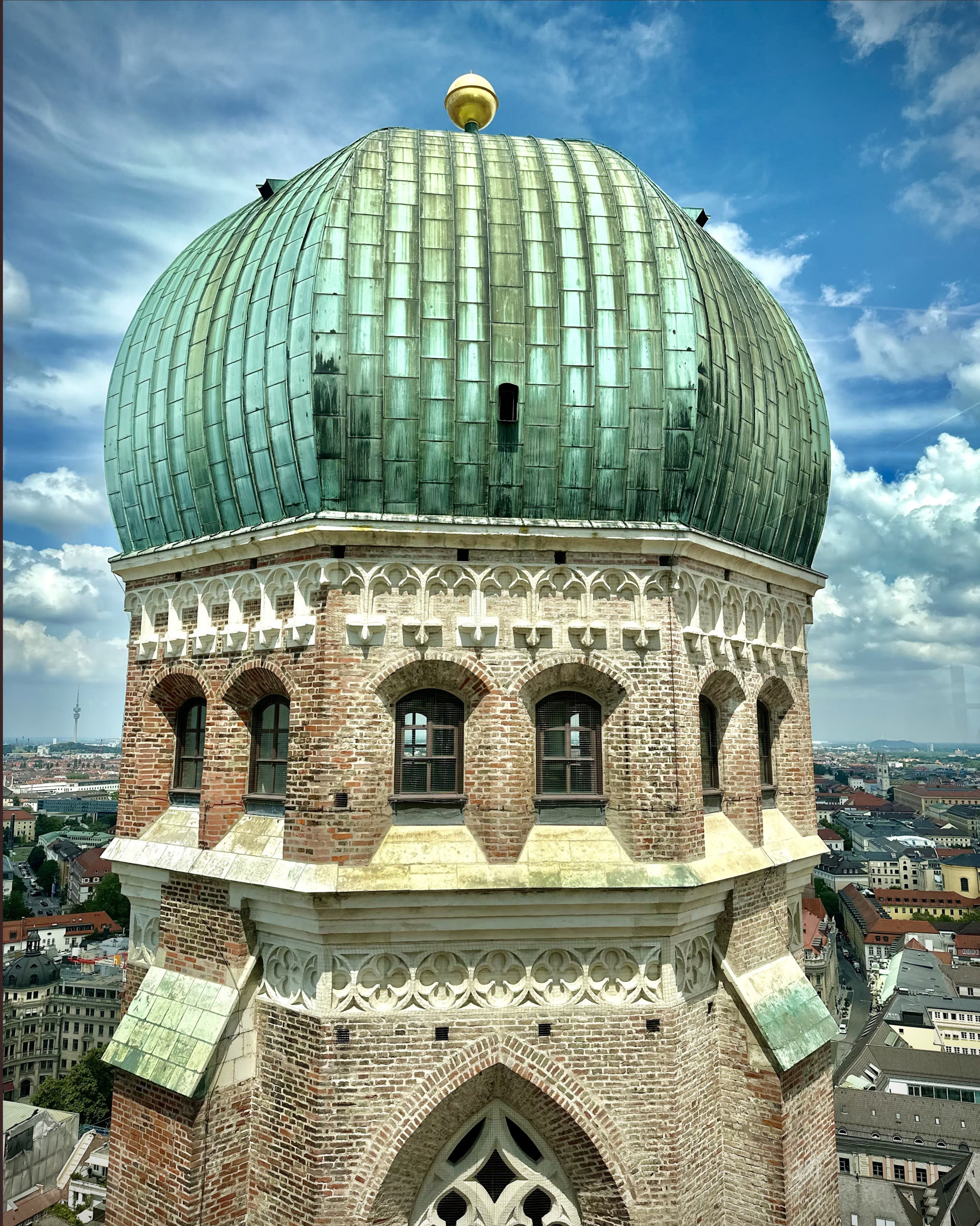 An historic domed building in the heart of Munich on a sunny day.