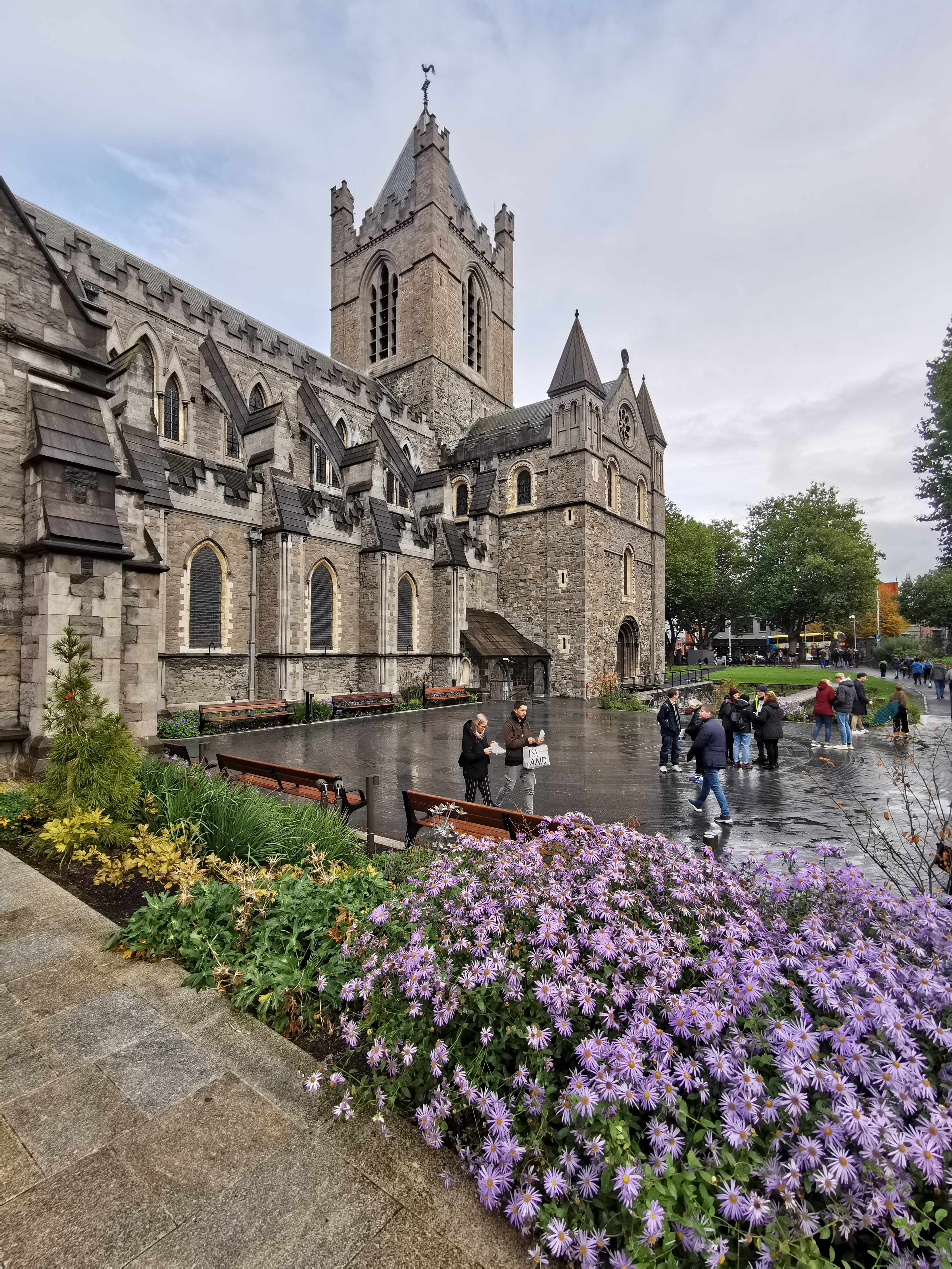 The city of Dublin's monuments and castle.