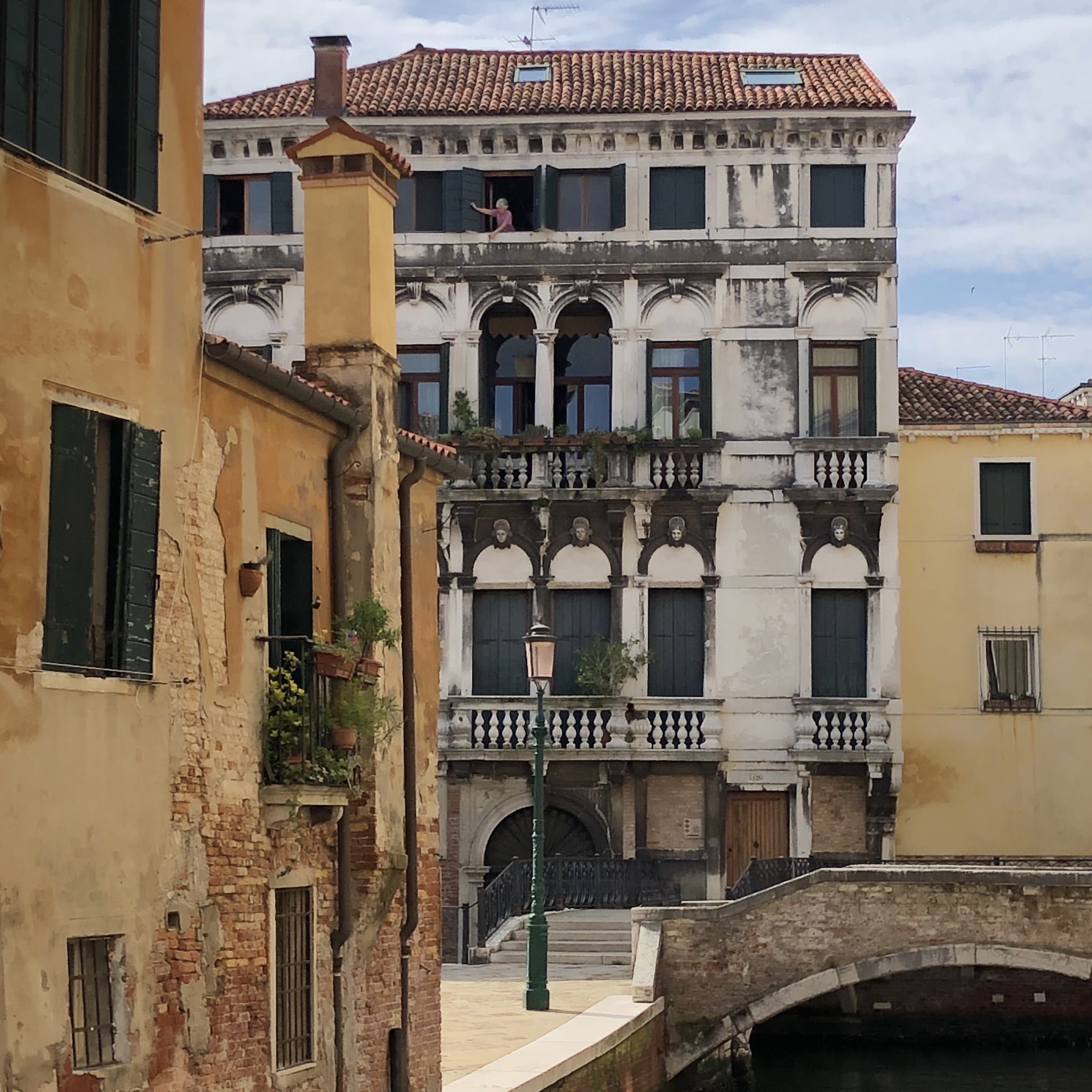 Building in Venice with a lovely outside porch.