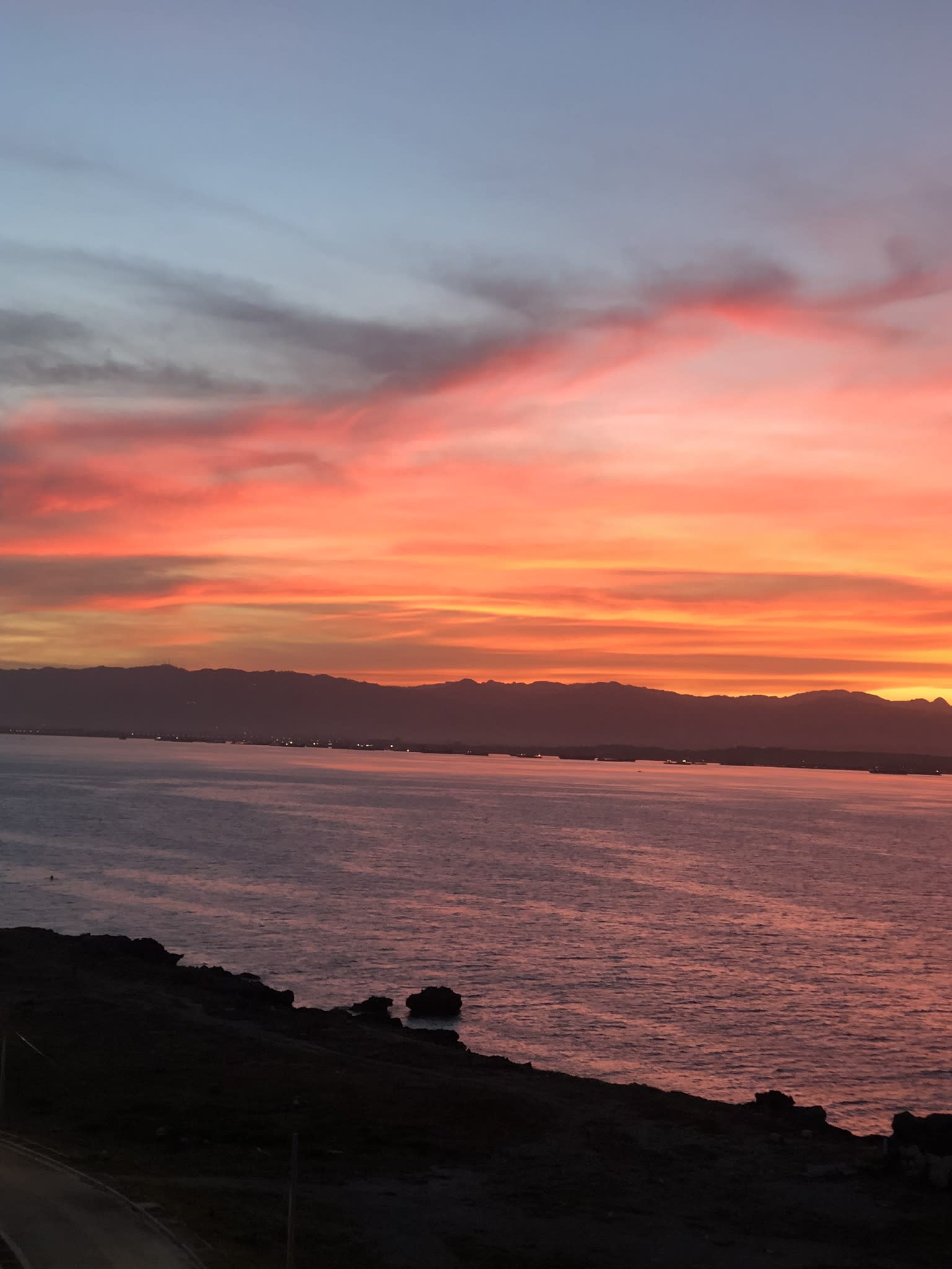 The view of the sunset is amazing in the Philippines.