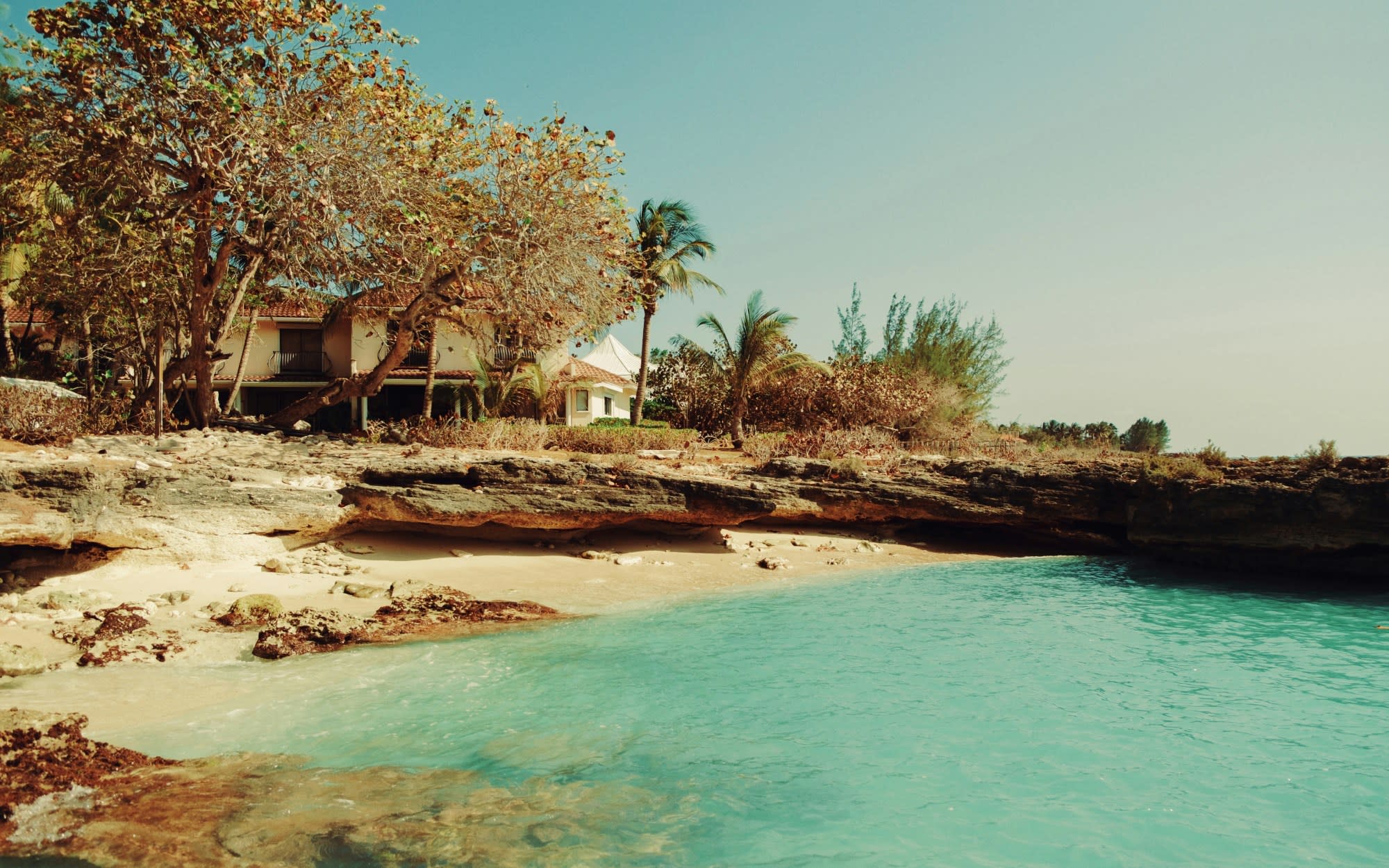 It's Cay-Mahn, not Cayman and it's Fantastic!