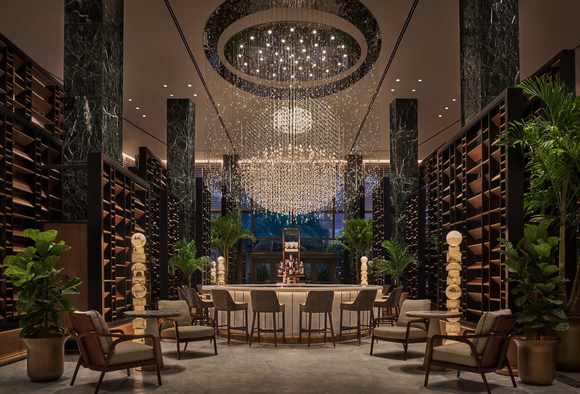 Book Four Seasons New Orleans Luxury Hotel