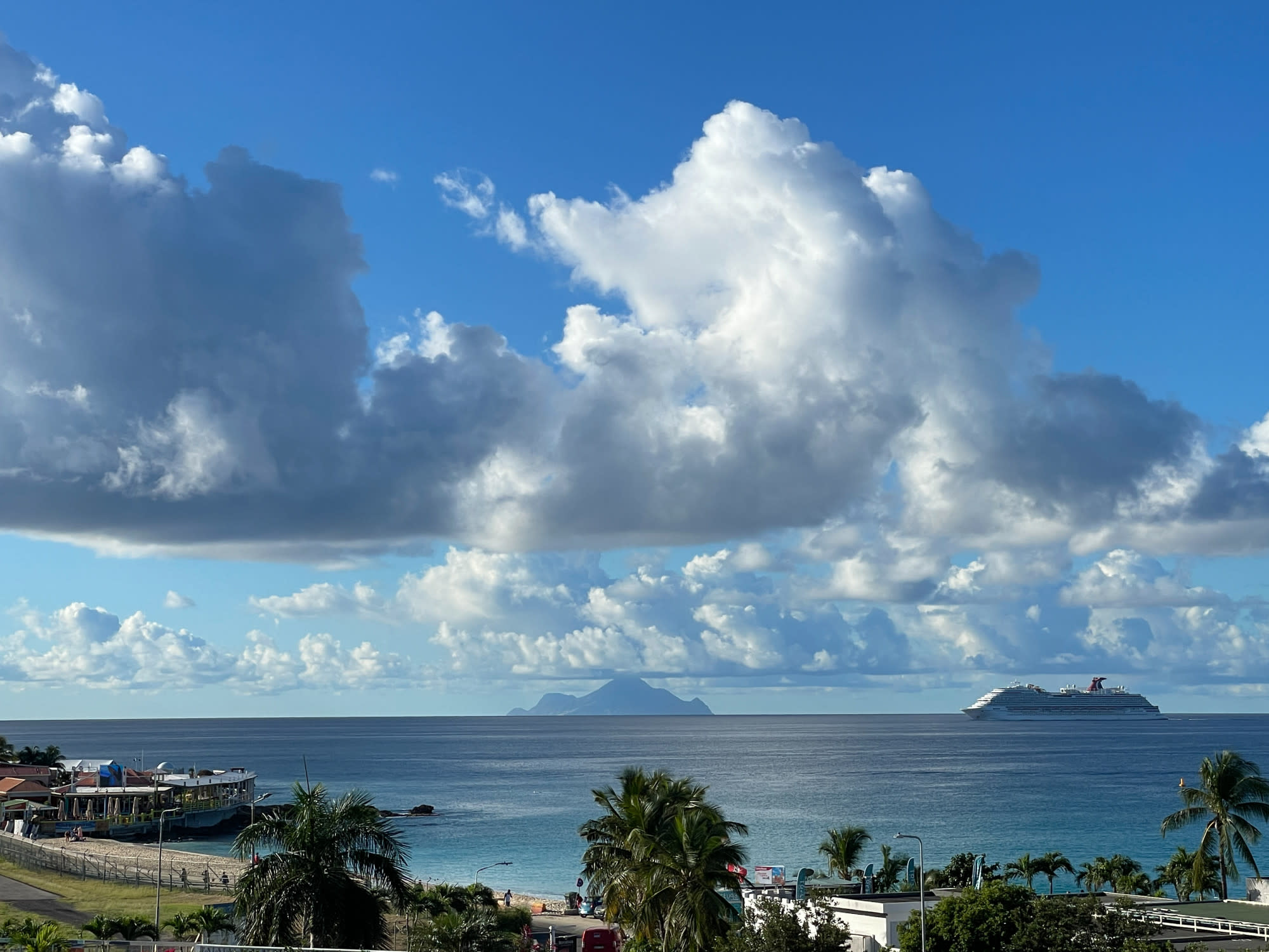 Island Vibes and Turquoise Tides: St. Martin