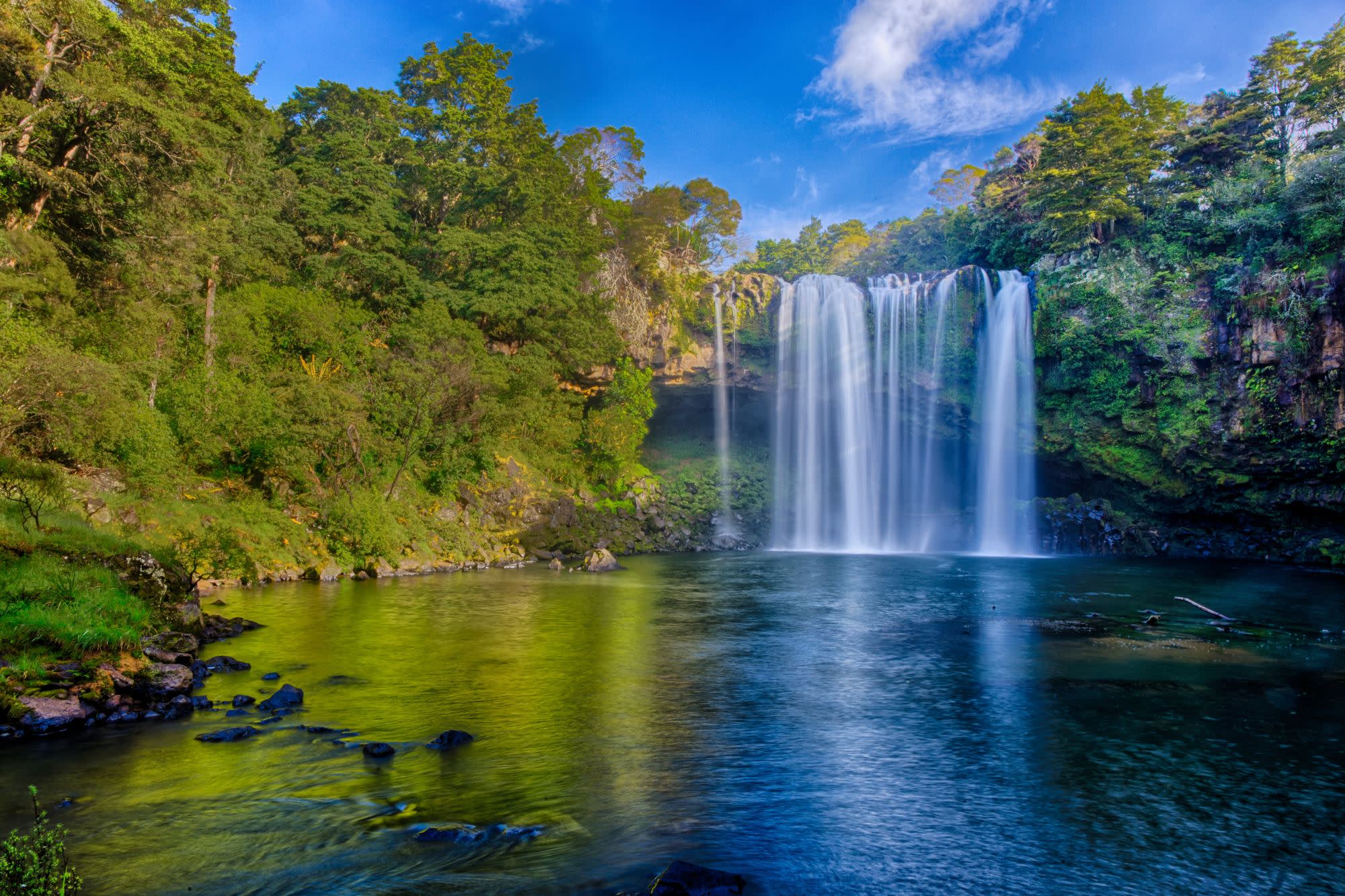 Bay of Islands, New Zealand: A Journey Through History, Culture, and Seaside Splendor