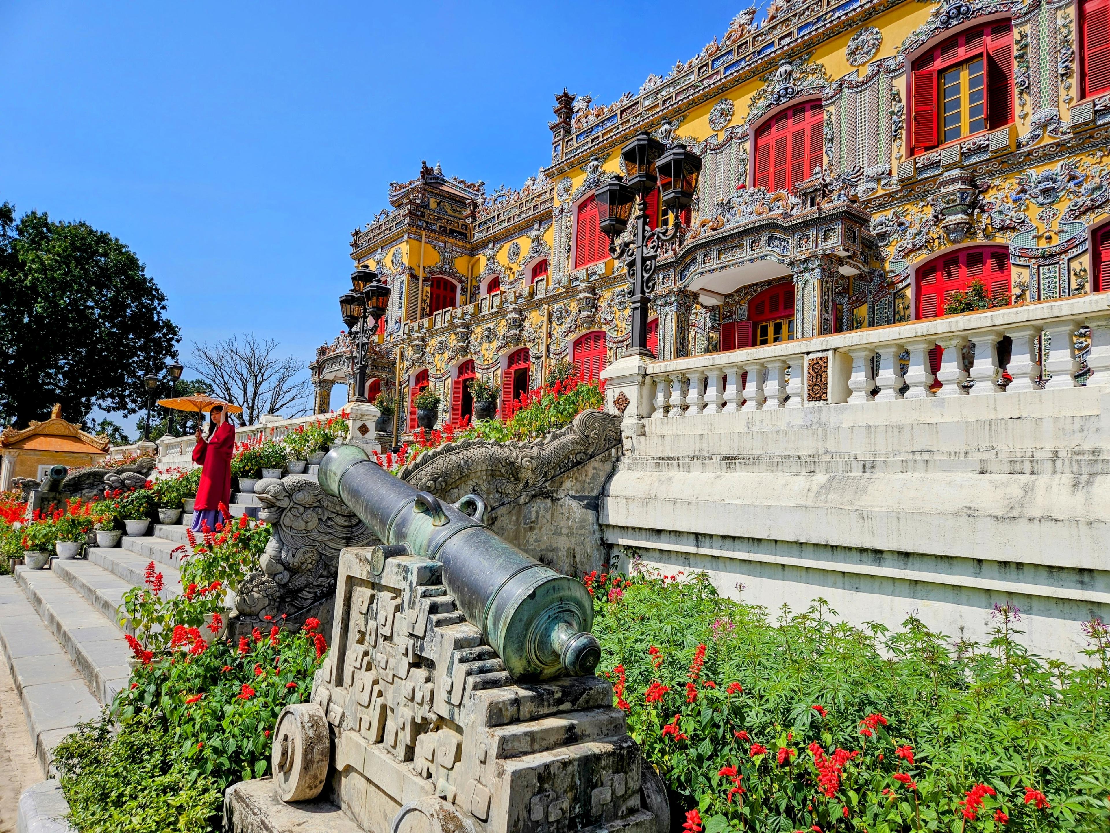 Advisor - 10 Days in Northern & Central Vietnam - Blending History, Culture & Nature