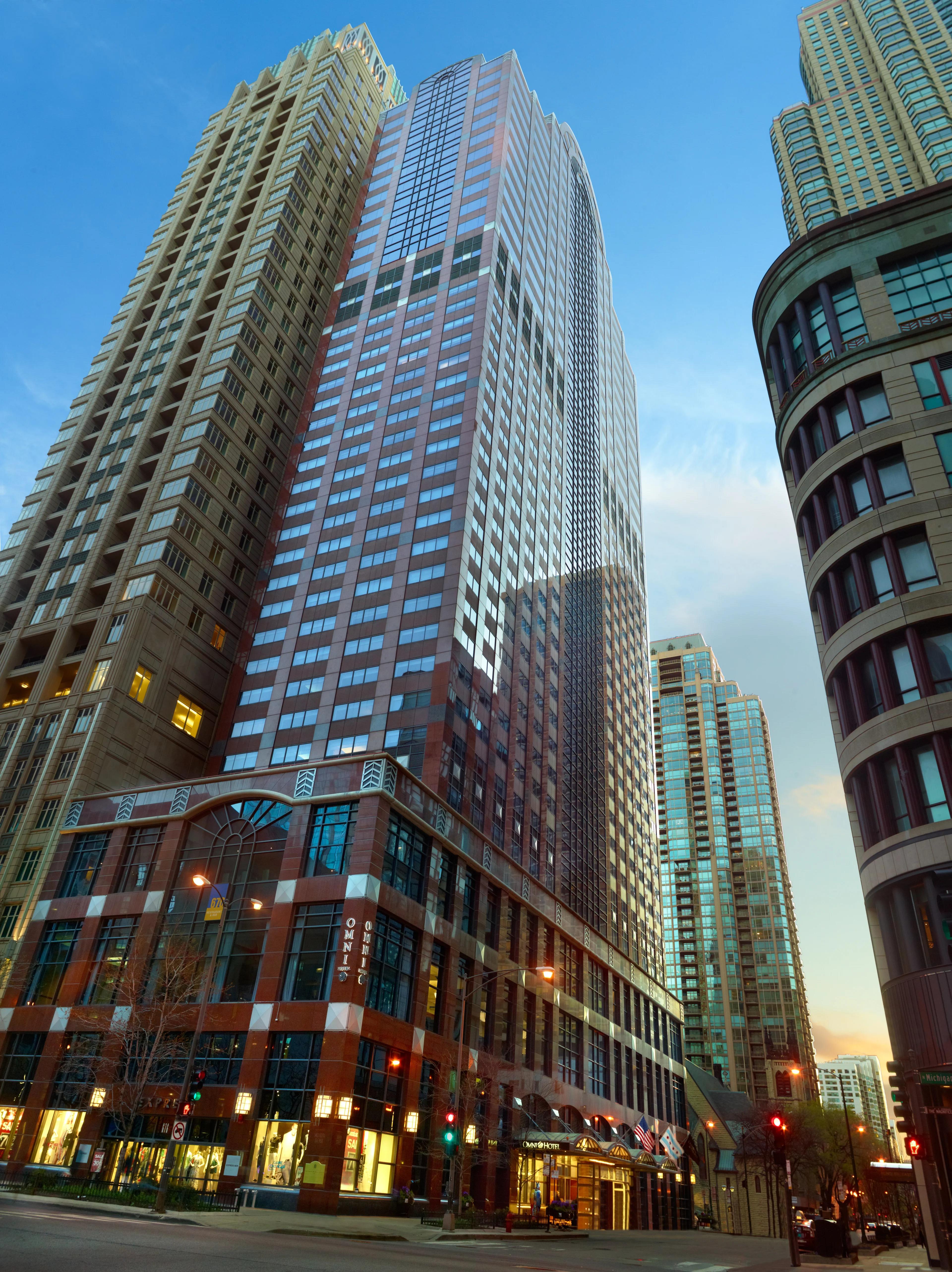Luxury on the Magnificent Mile: My Experience at the Omni Chicago Hotel