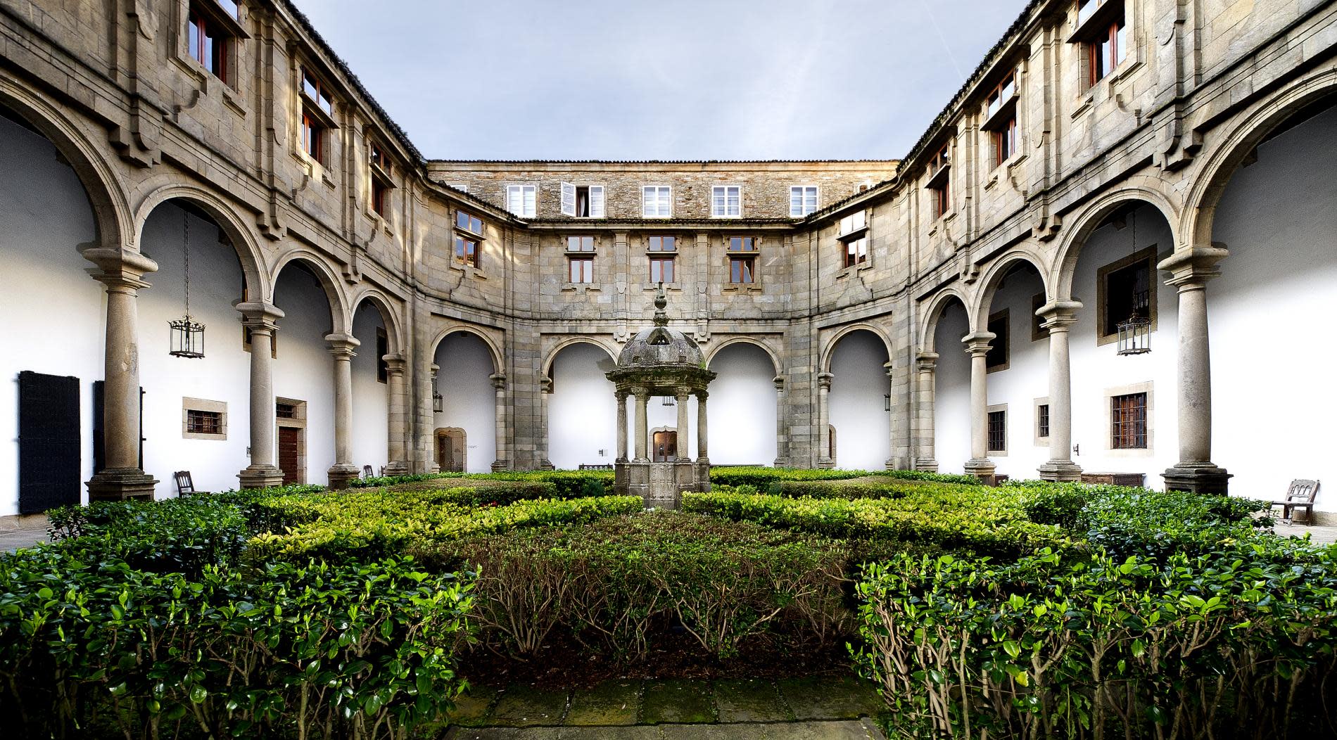 Advisor - Castles, Convents & Palaces: A 10-Day Journey Through Spain's Historic Paradors