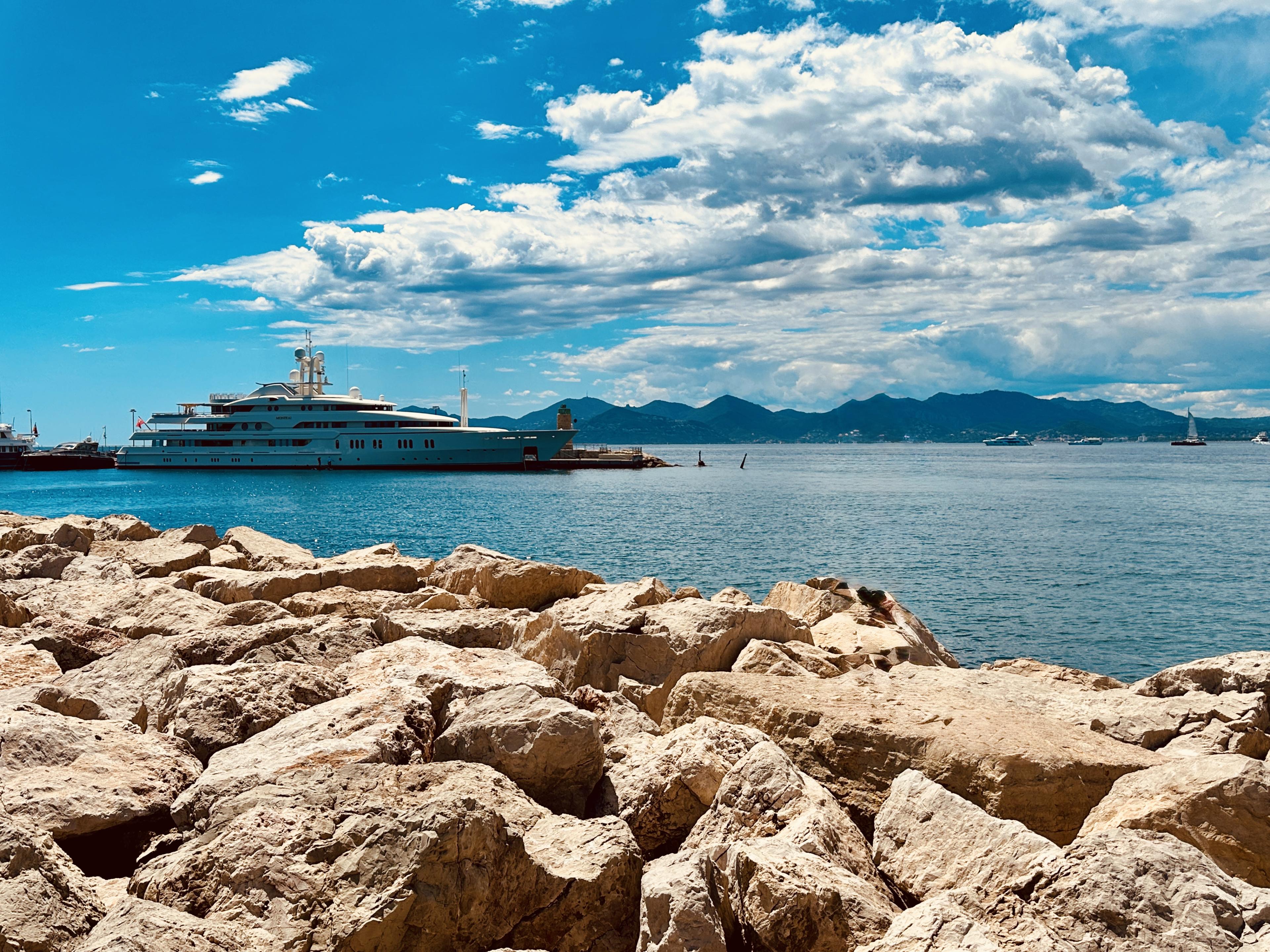Advisor - Chic All Year: Cannes Beyond the Film Festival