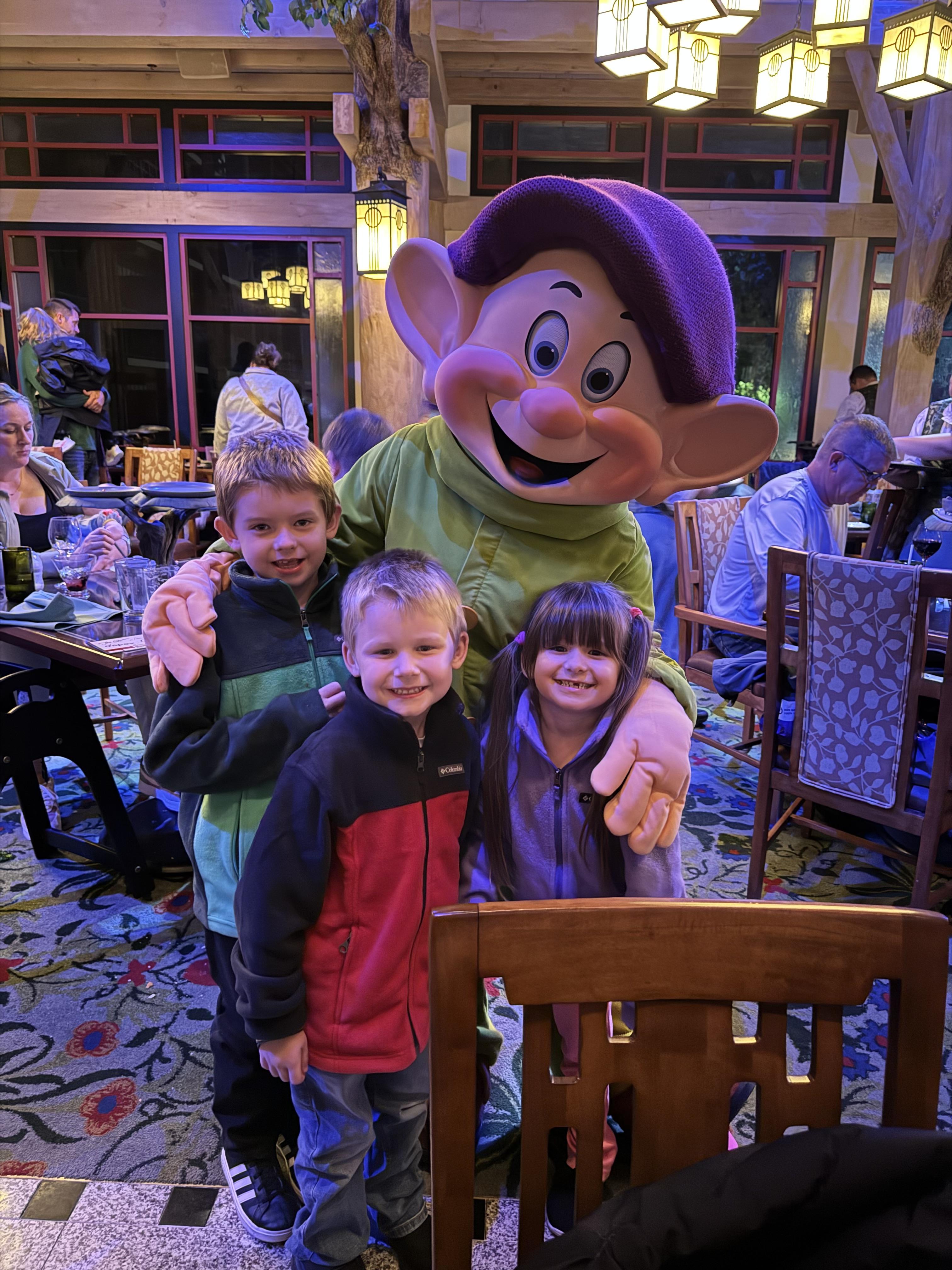 Advisor - Navigating Disney with DAS for Families with Autistic Children