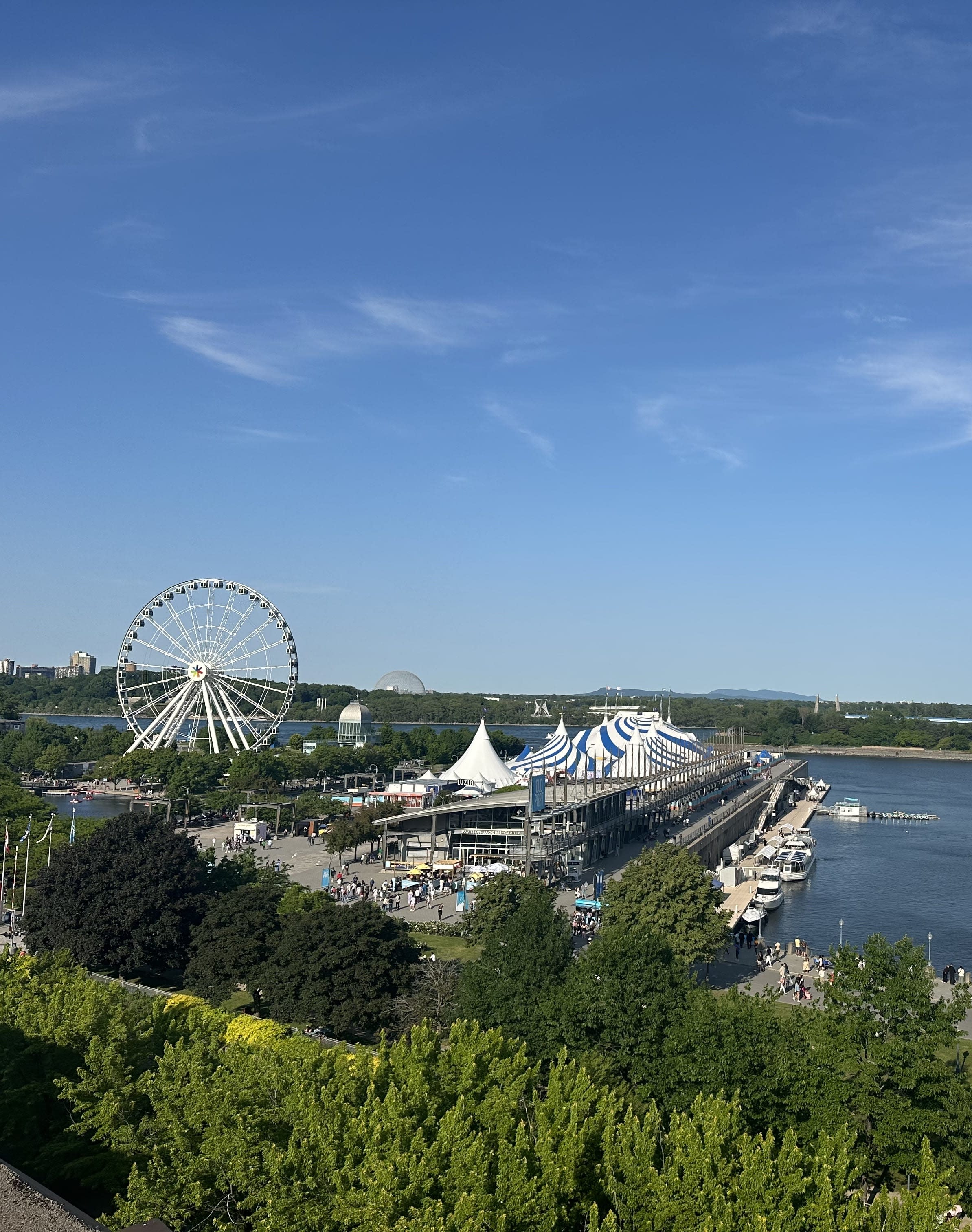 Hotel Spotlight: Auberge du Vieux-Port in Montreal
