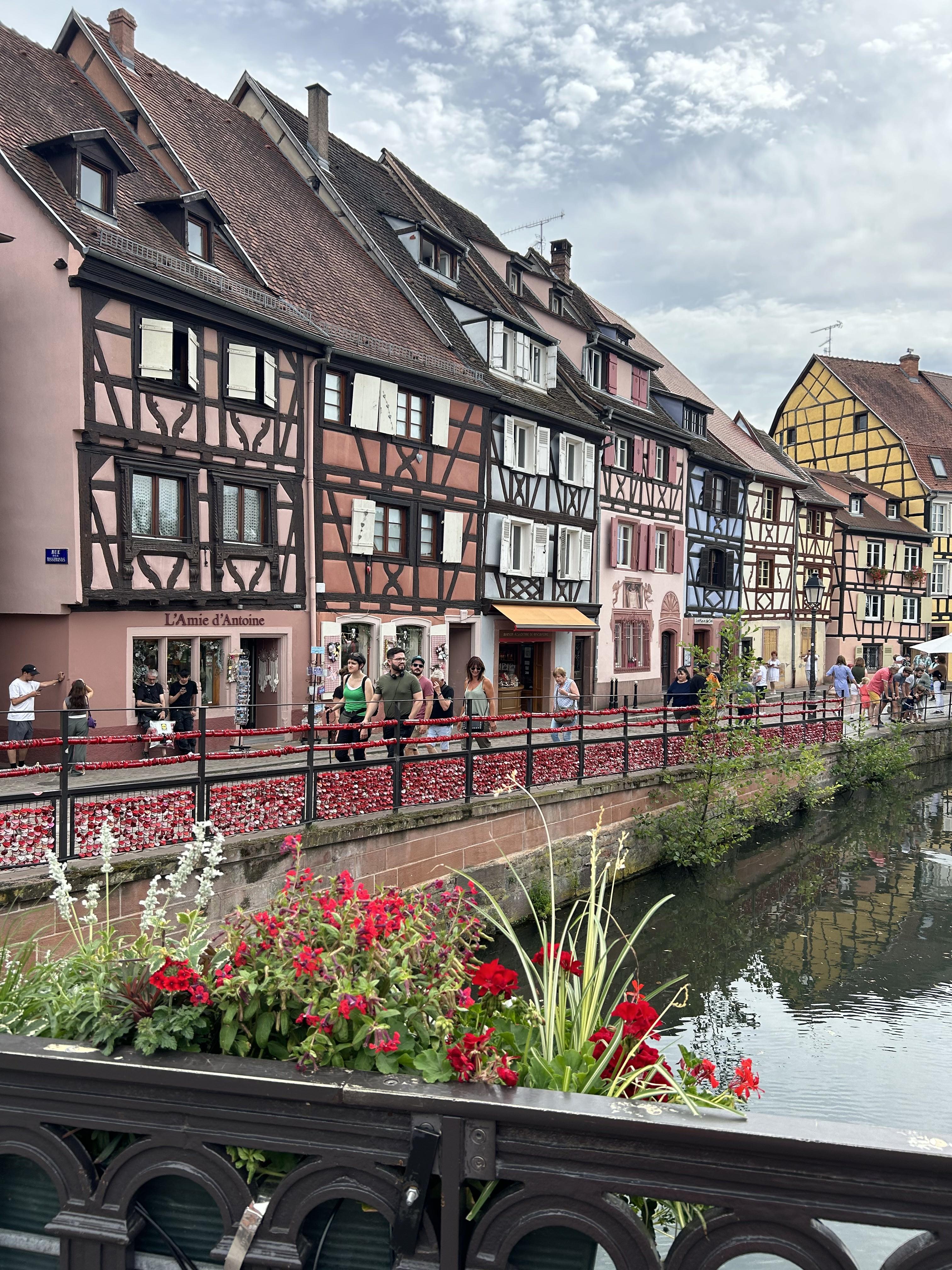 Advisor - A Guide to Strasbourg & Fairy-Tale Alsace