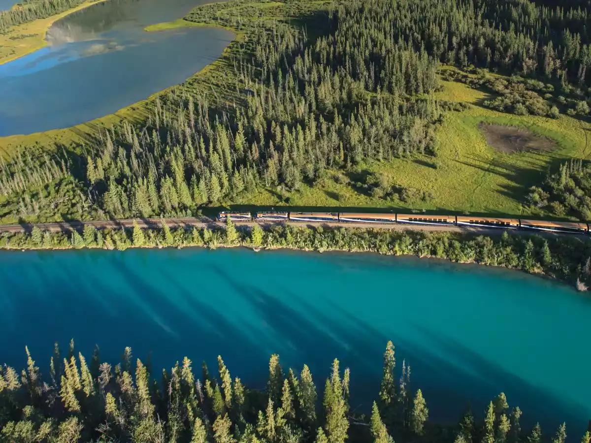 Advisor - 7-Day Romantic Getaway through the Canadian Rockies