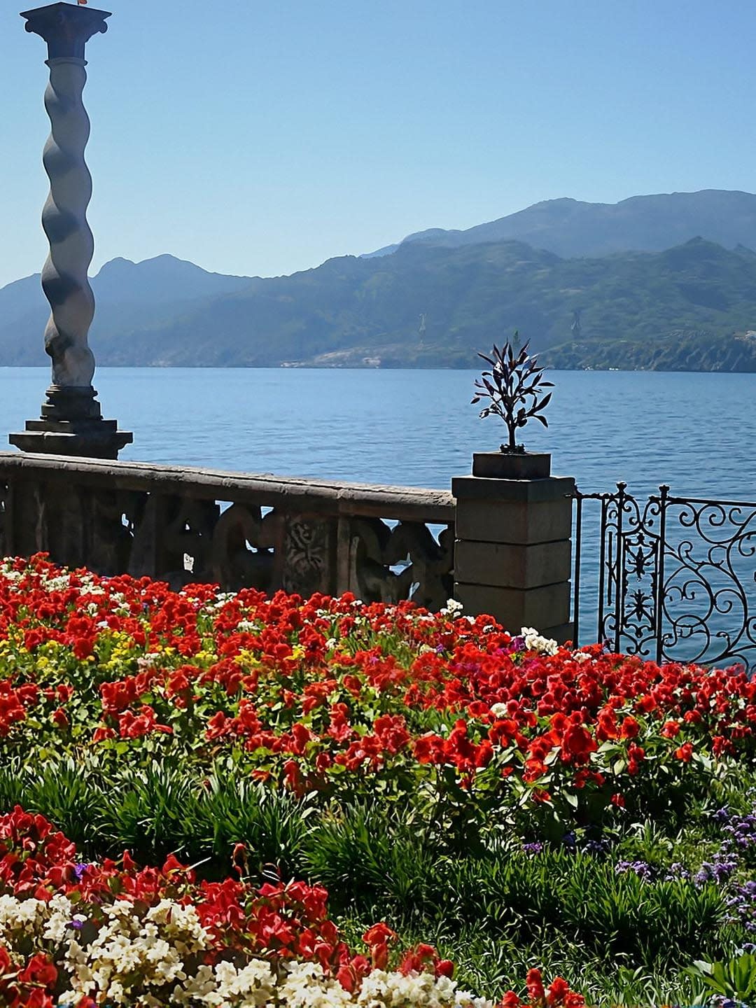 Advisor - Lake Como in the Fall: Still Beautiful